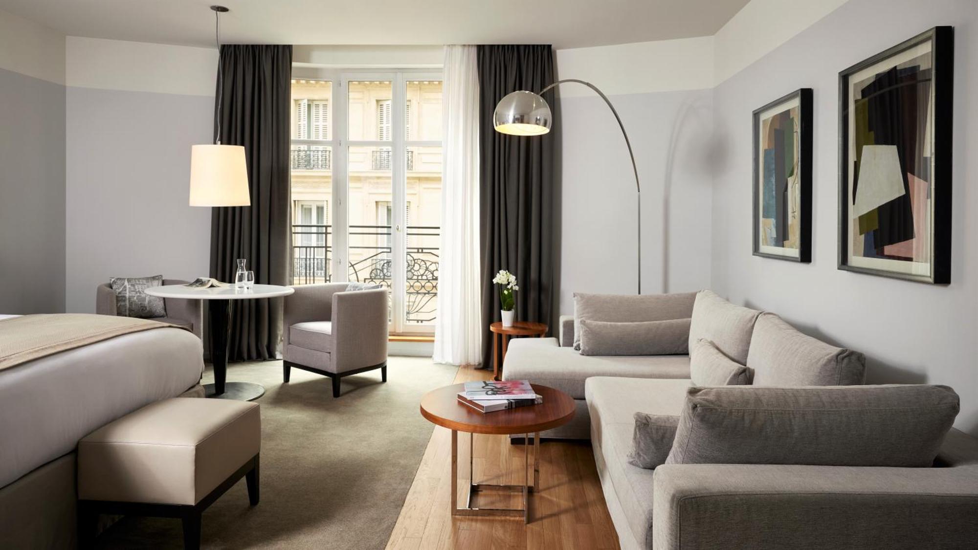 Hotel Sofitel Arc De Triomphe 5*