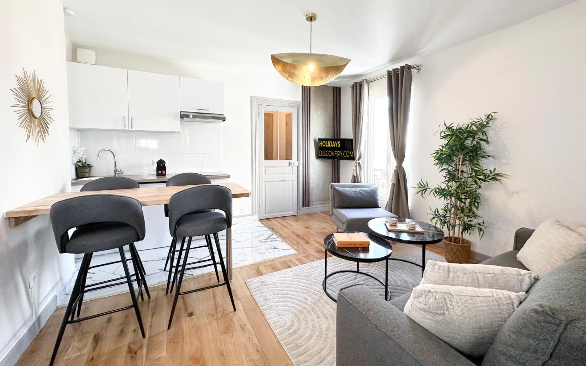 - Buttes Chaumont's Park -entire Flats Apartment *