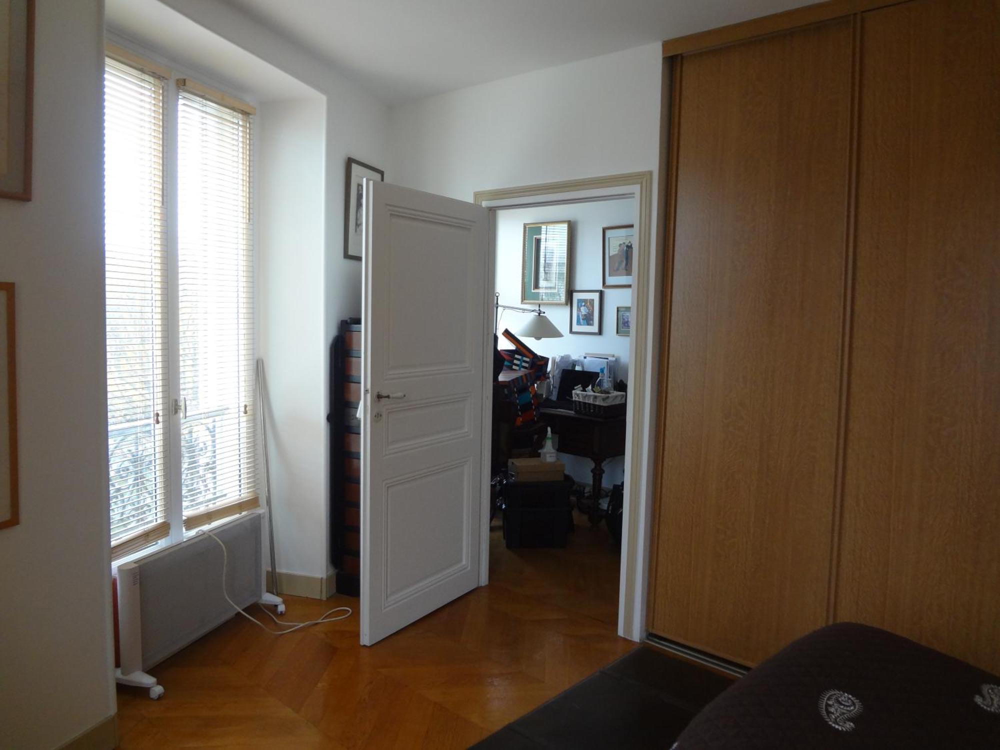 Les 1001 Nuits Guest house Paris