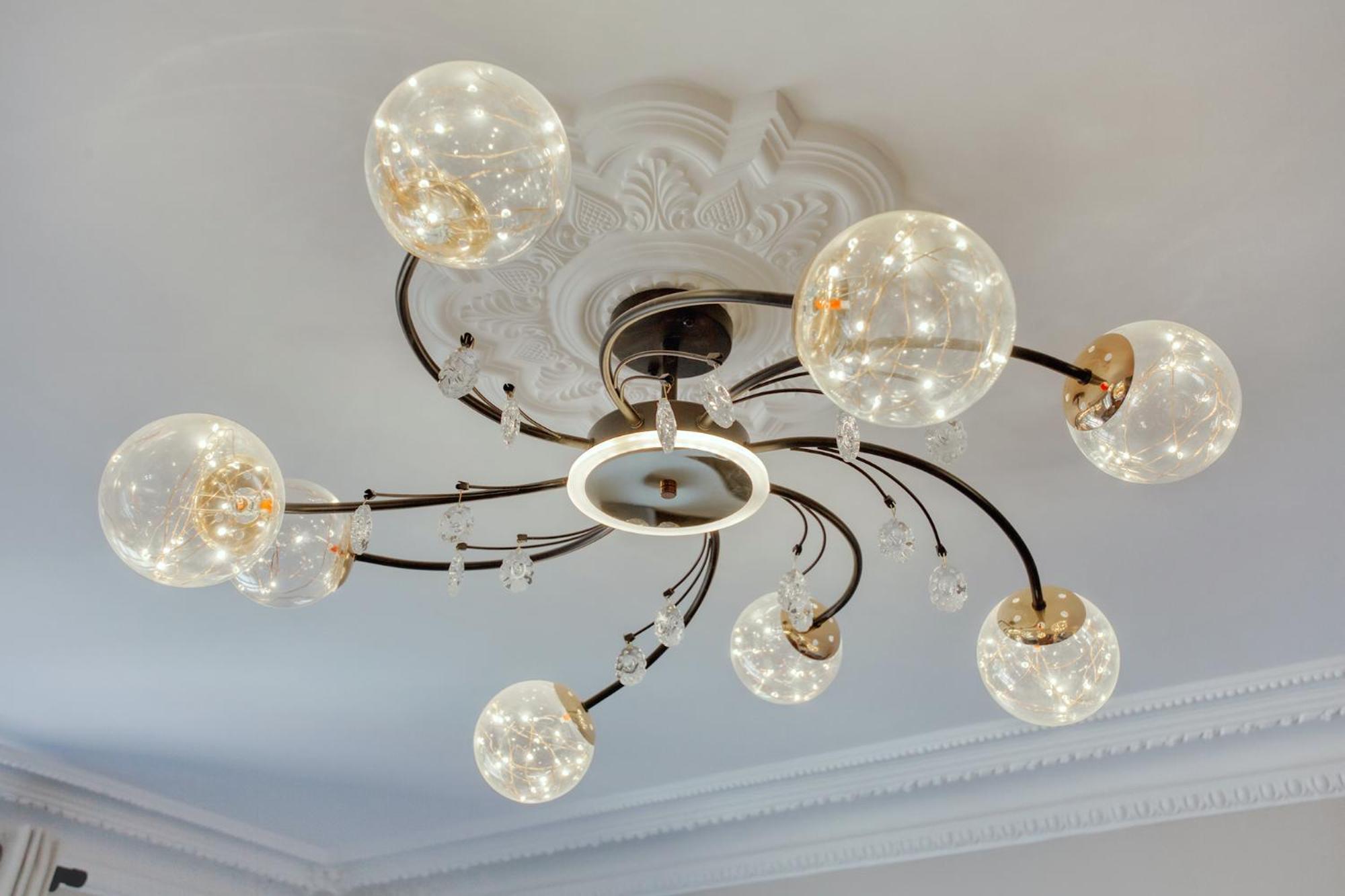 Parisian Gem: Heart Of The Latin Quarter- 2br Lift Apartment *