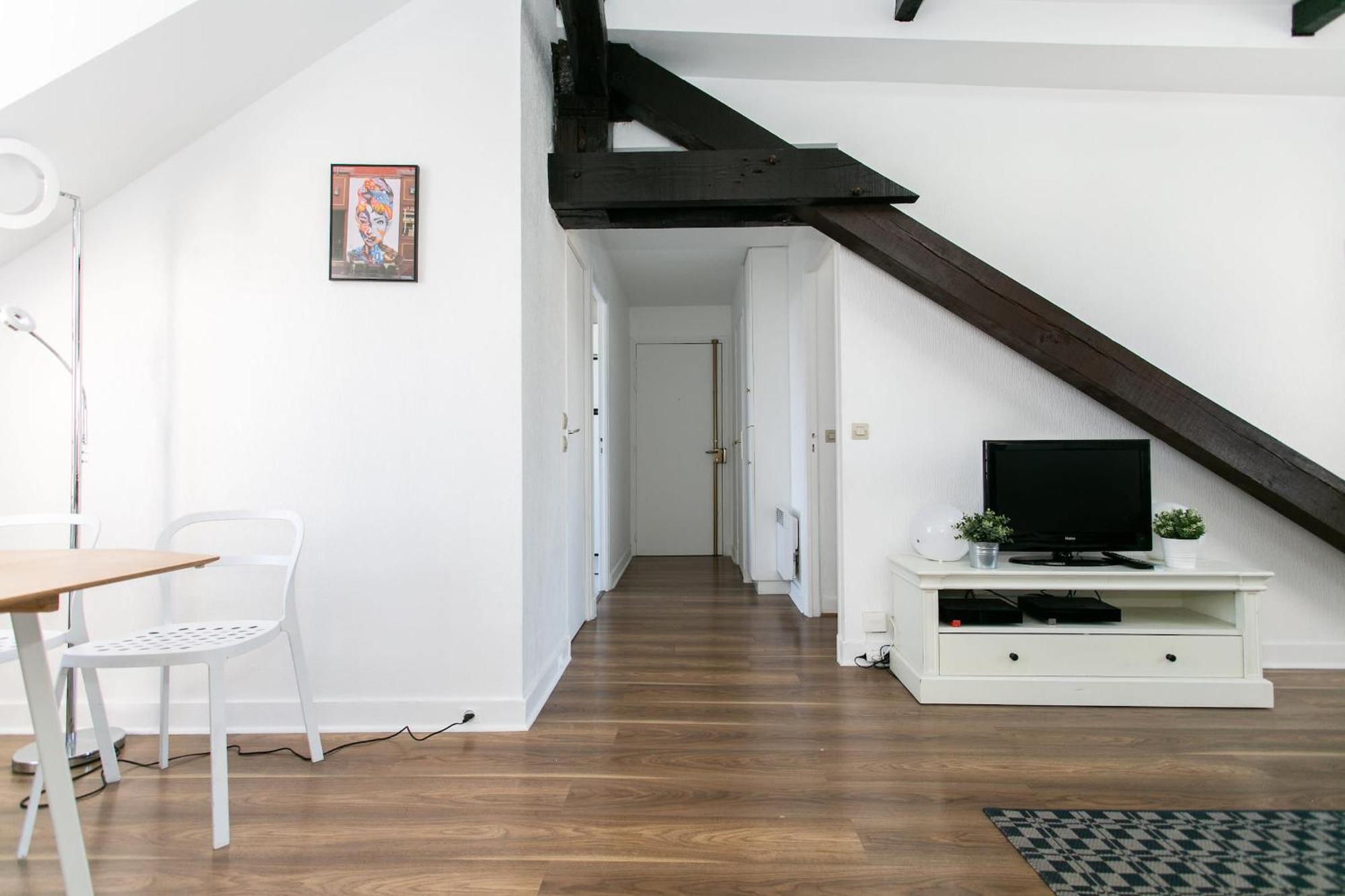 Upper 1br Cozy Appartamento Parigi