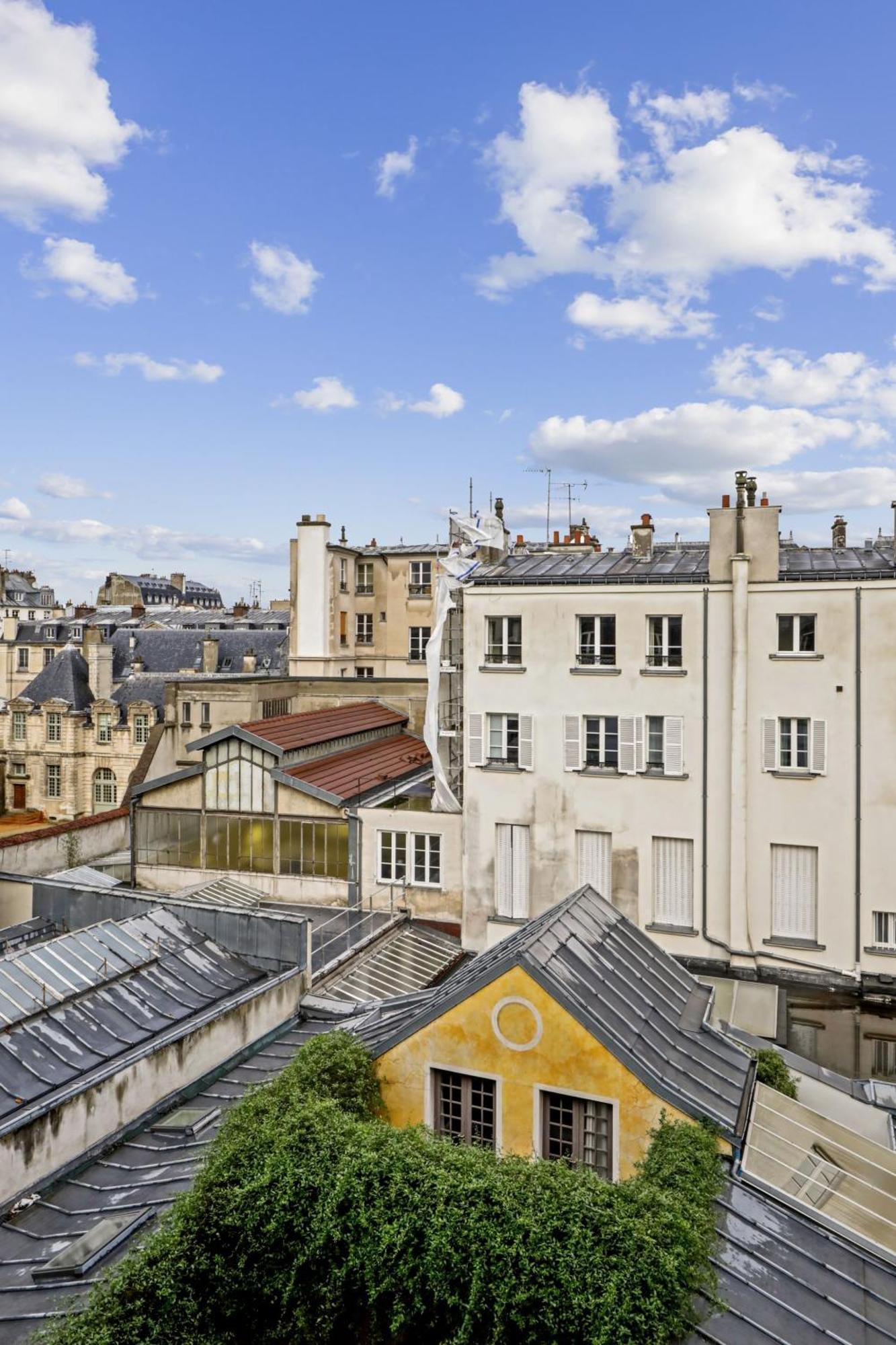 Le Marais & Place Des Vosges - Cityapartmentstay Appartamento *