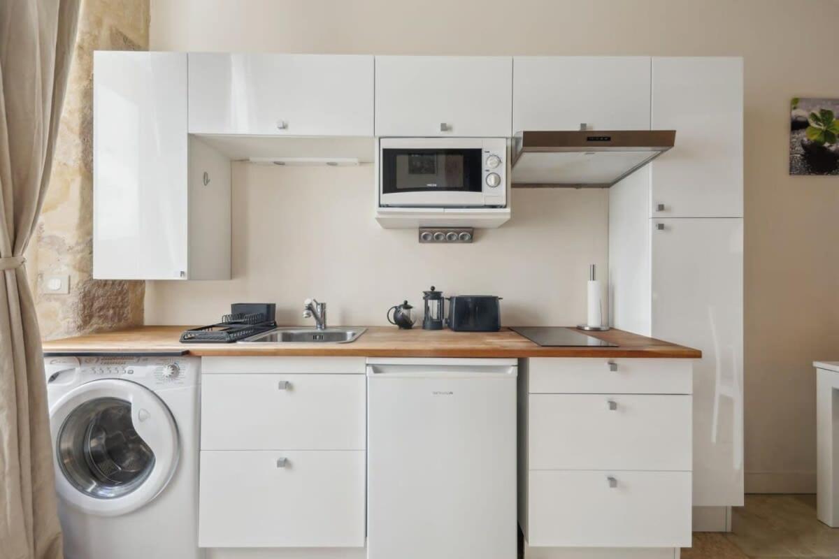 Ile St Louis & Studio - Cityapartmentstay Parigi