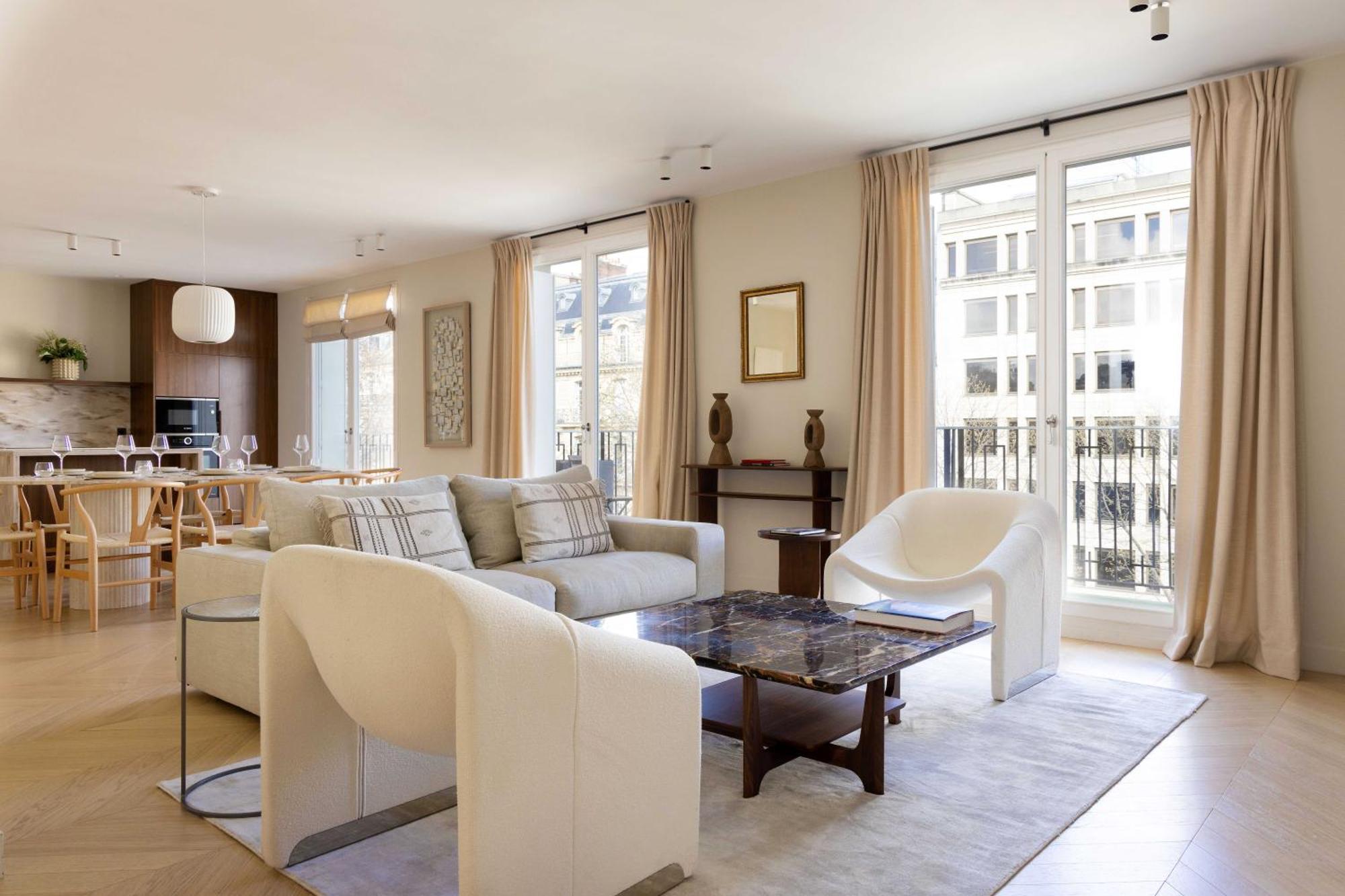 Spacious & Modern - Eiffel Tower * Parigi