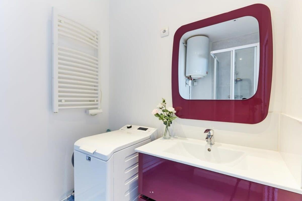 Apartment Rogito Fresh Scented Paris