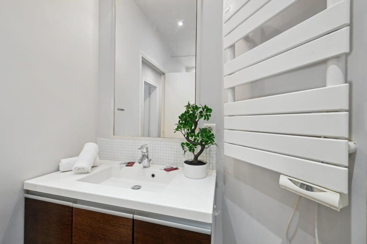 Apartment 1br Champs-elysees - Cityapartmentstay