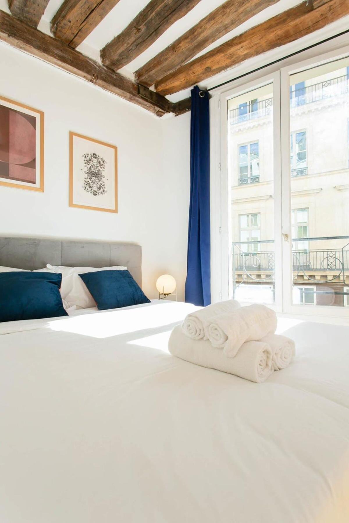 The Rivoli 1br * Paris