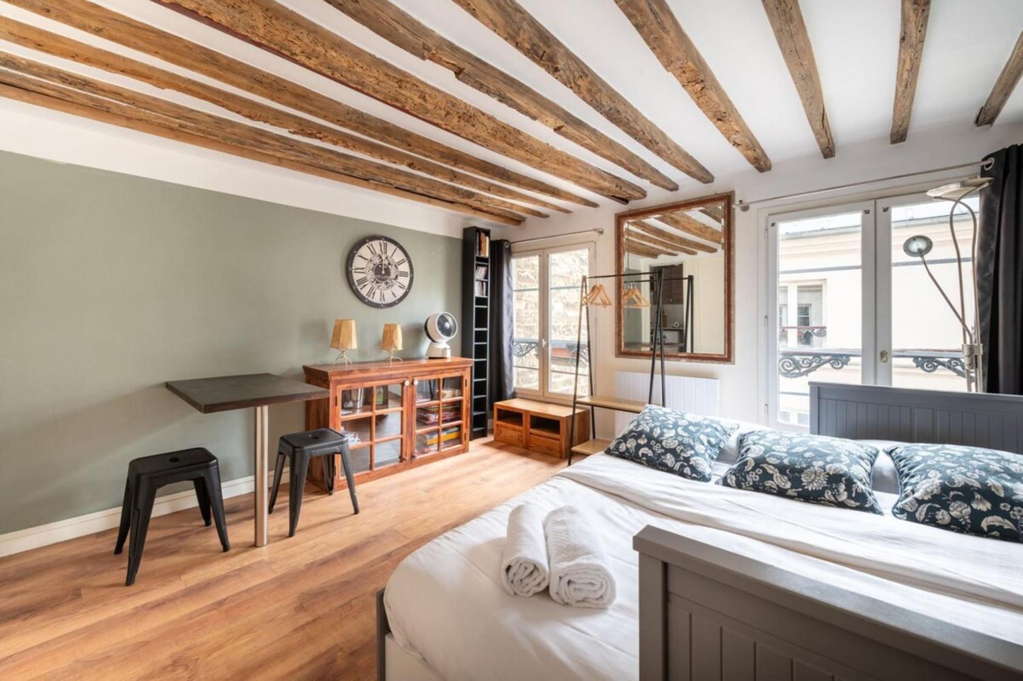 Central Parisian-style Studio Apart - Sentier Appartamento *