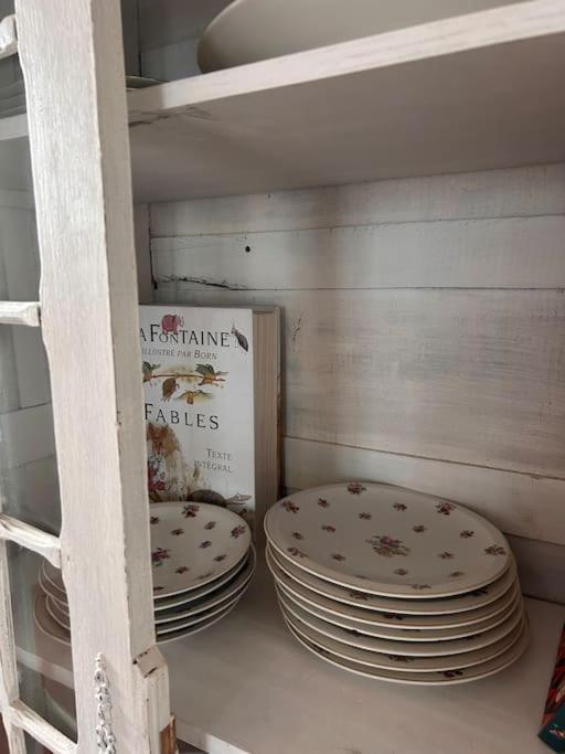 Un Fabuleux Decor Pour Un Chaleureux Apartment Paris