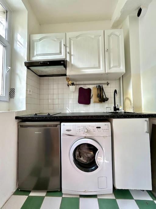1br Near Montmartre Parigi