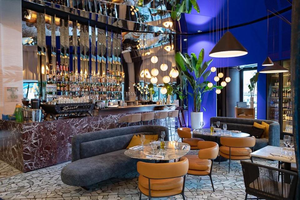 Hotel Square 5*