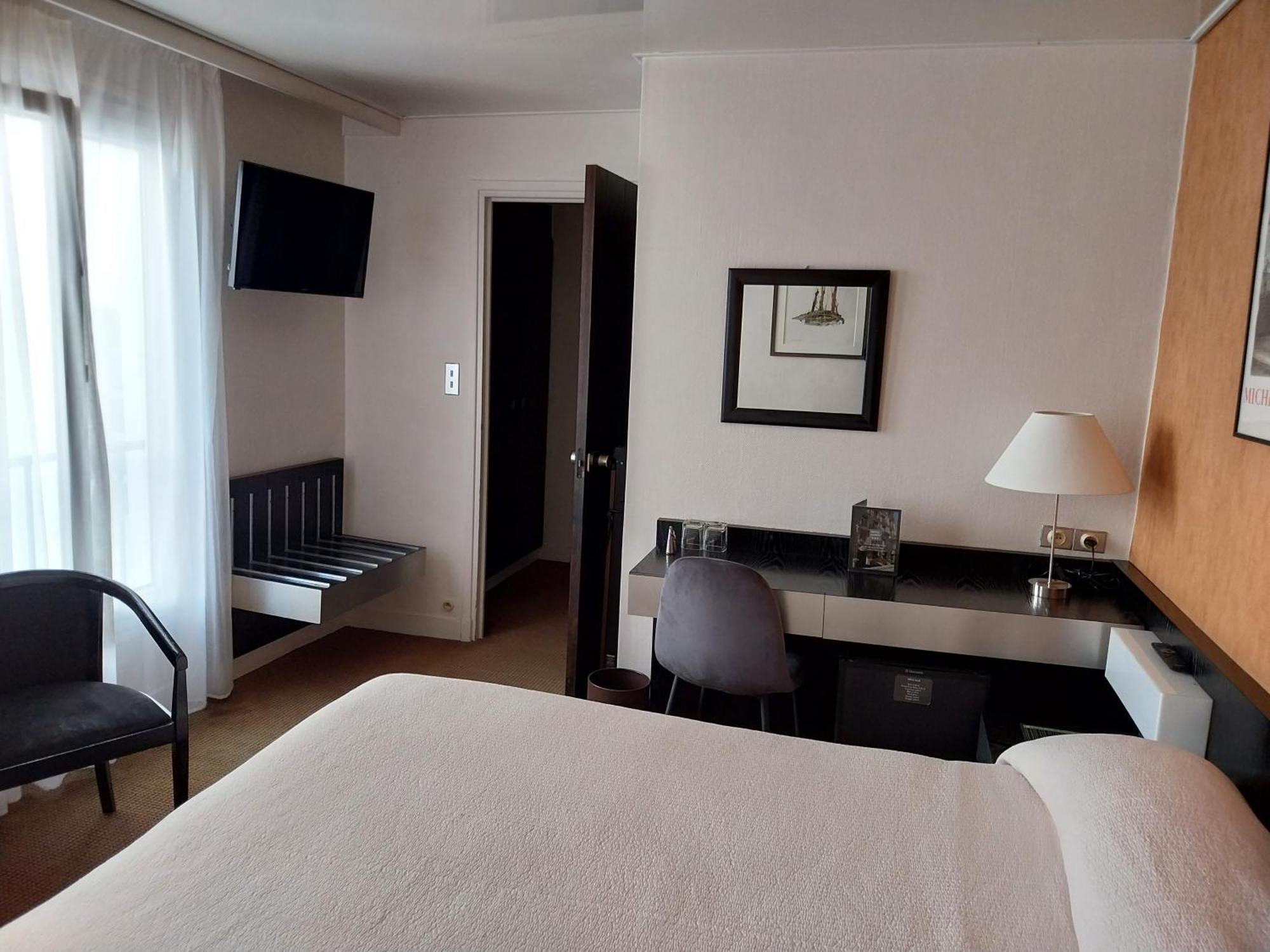 Hotel Alison 3*