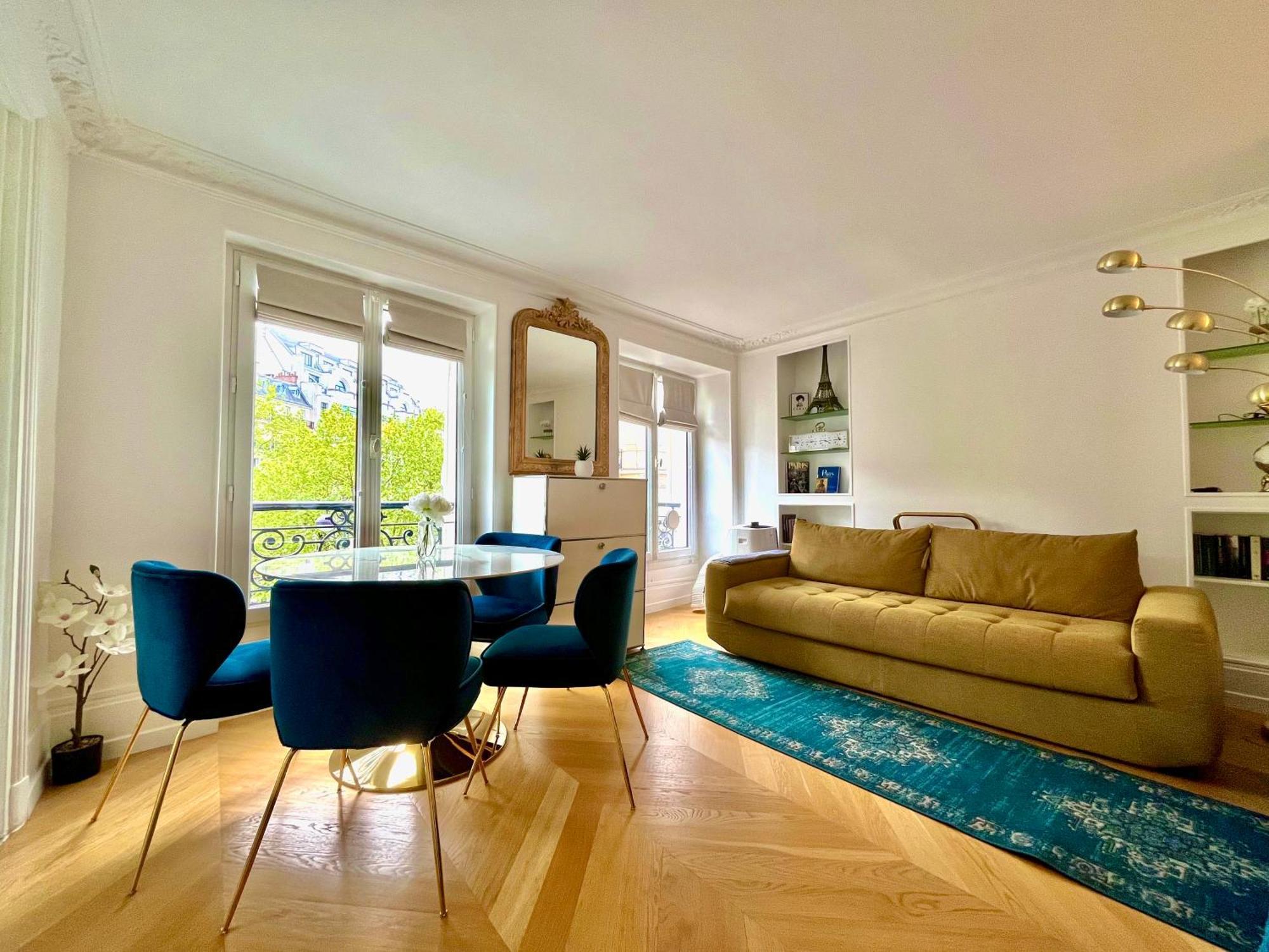 Apartment Pres Des Champs-elysees Paris