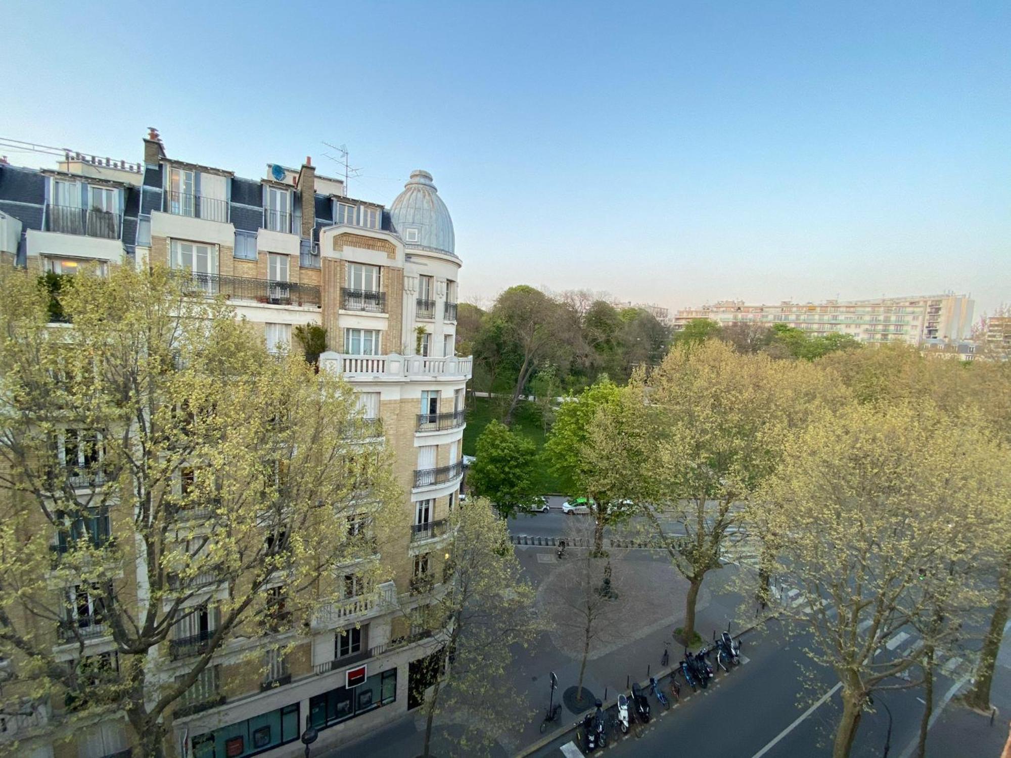Superbe Centre - Buttes Chaumont Paris