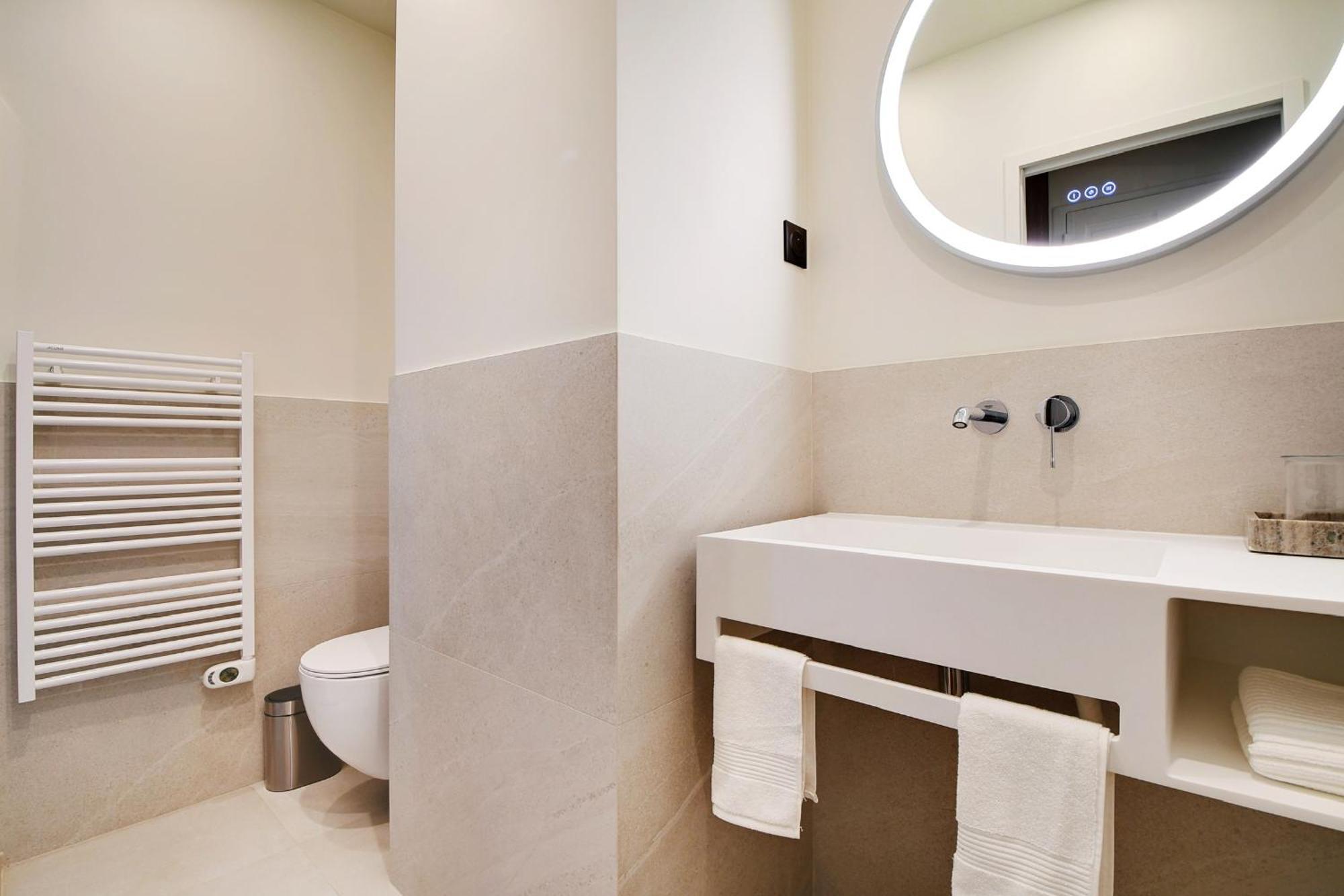 Luxury Flat By Les Maisons De Charloc Homes