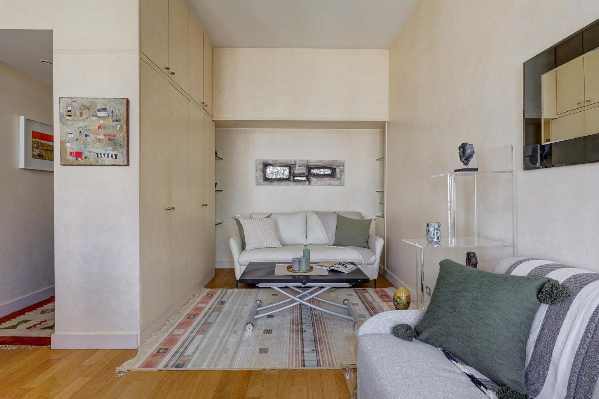 Appartamento Avenue Des Champs-elysees - Cityapartmentstay *