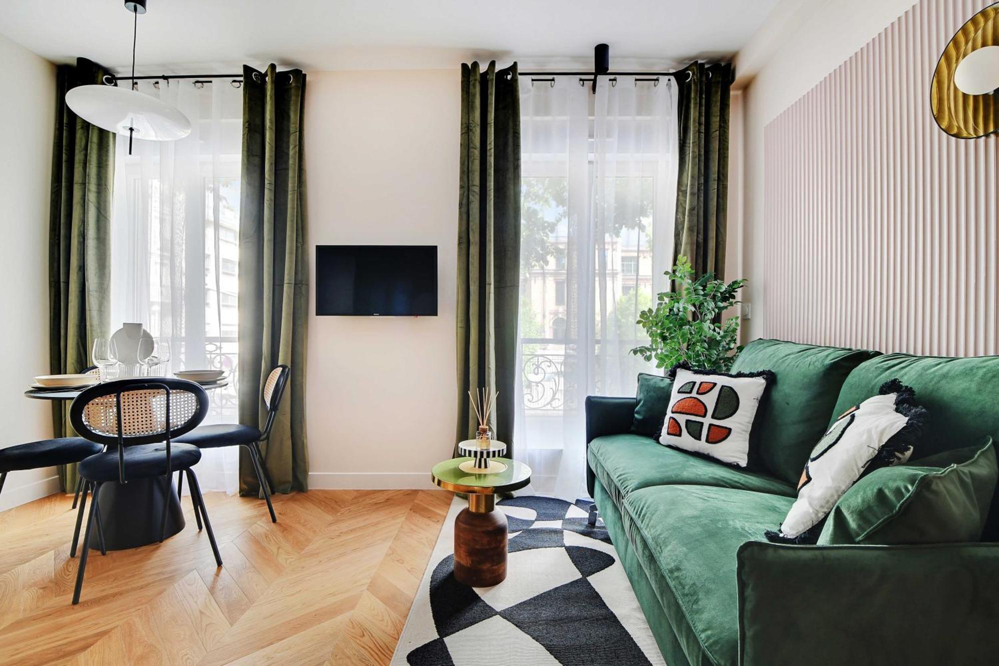 Apartment Parisian With Air Conditioning Eiffel Tower Paris