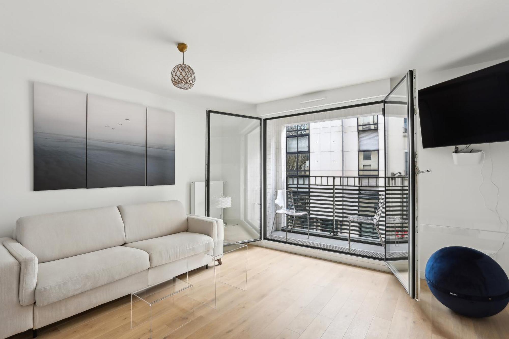Chic Et Minimaliste Batignolle/montmartre By Weekome Parigi