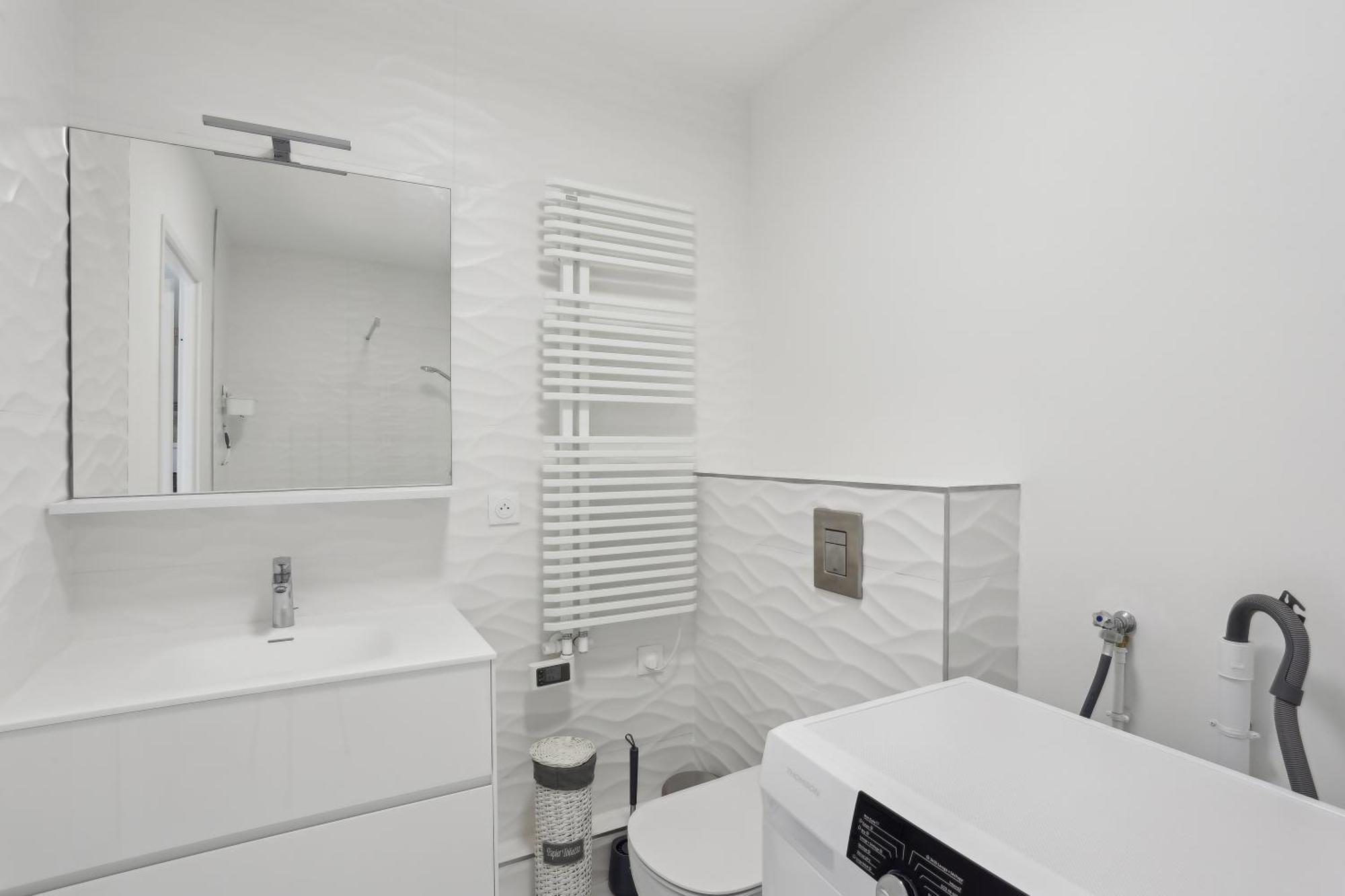 Chic Et Minimaliste Batignolle/montmartre By Weekome
