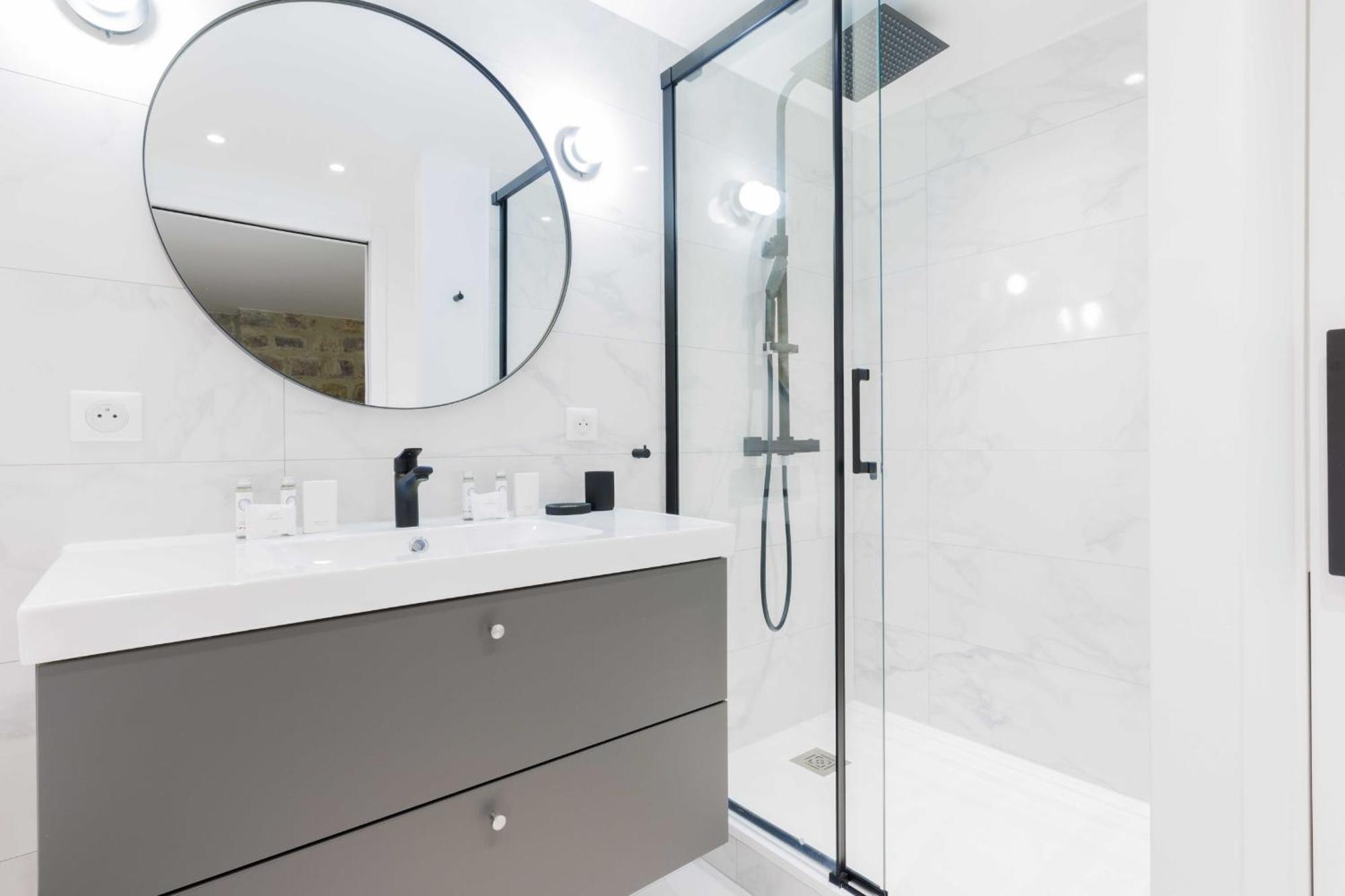 Apartment Exceptionnel Duplex A Proximite De Montmartre! Paris