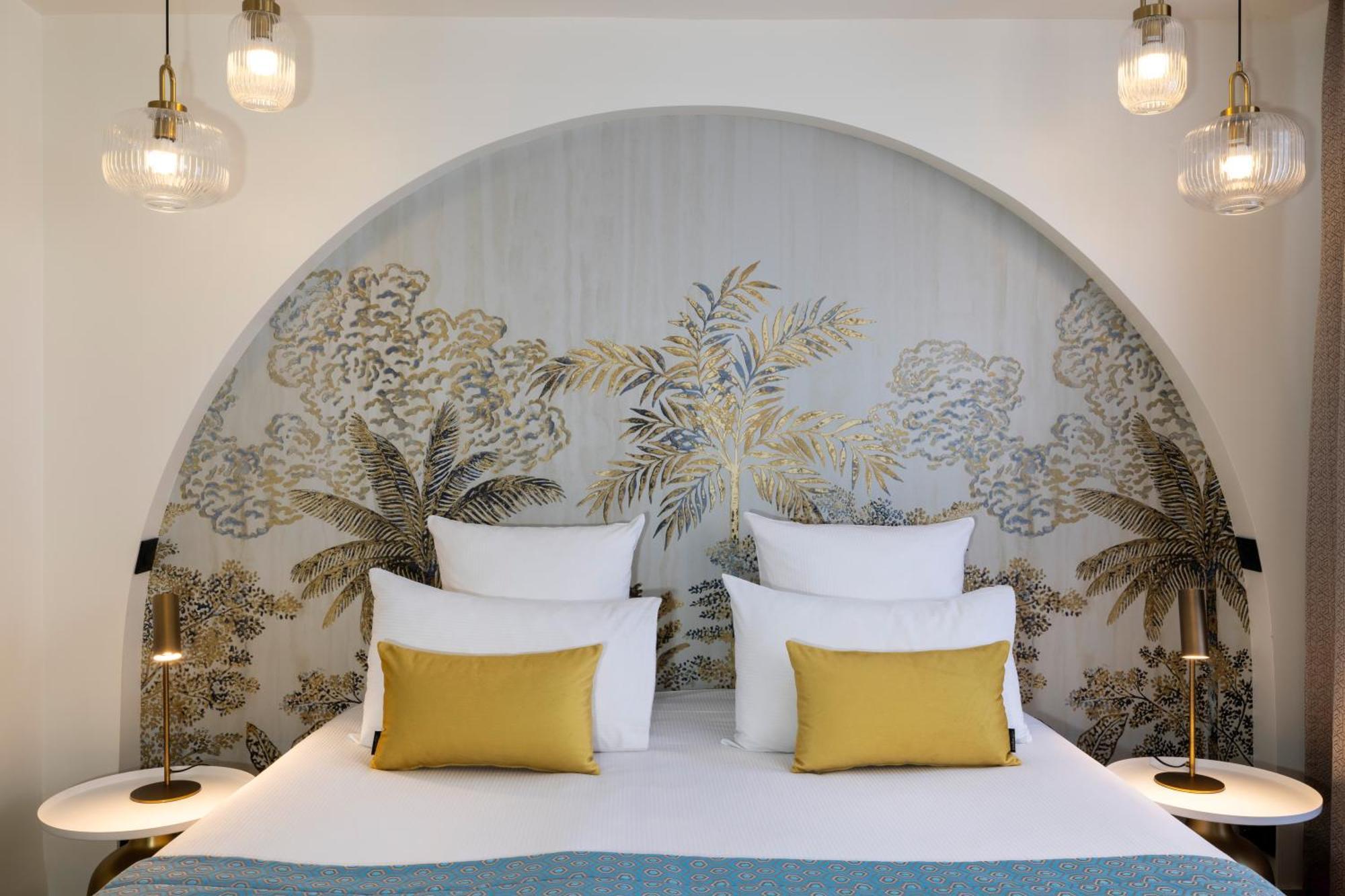 Hotel Elysées Bassano Parigi