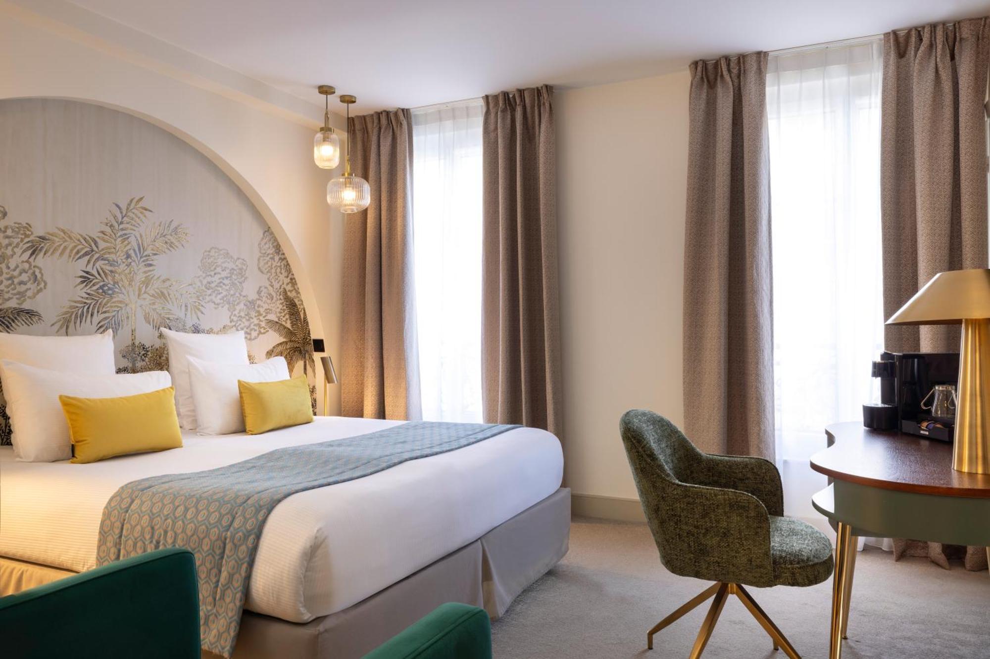 Elysées Bassano 4* Parigi