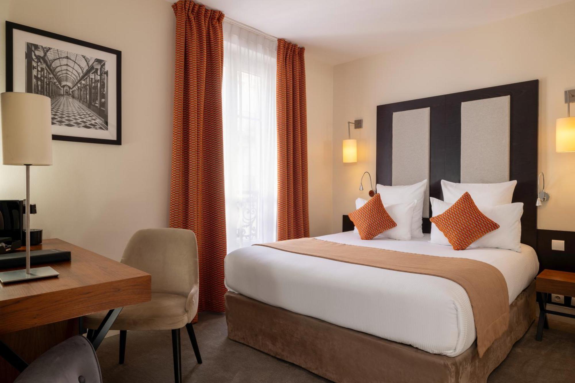 Hotel Elysées Bassano Parigi