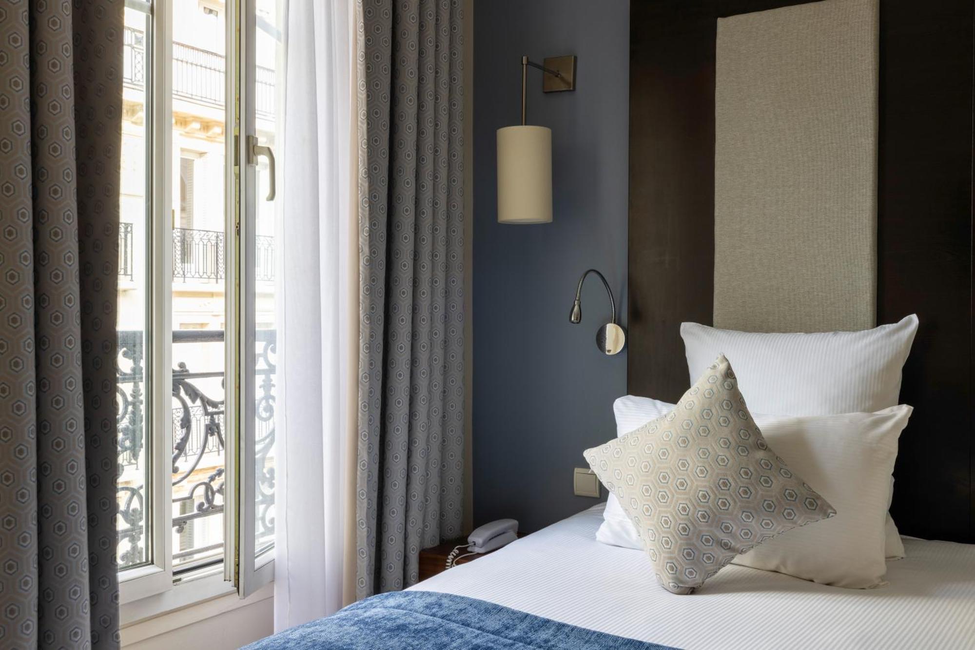 Hotel Elysées Bassano 4*
