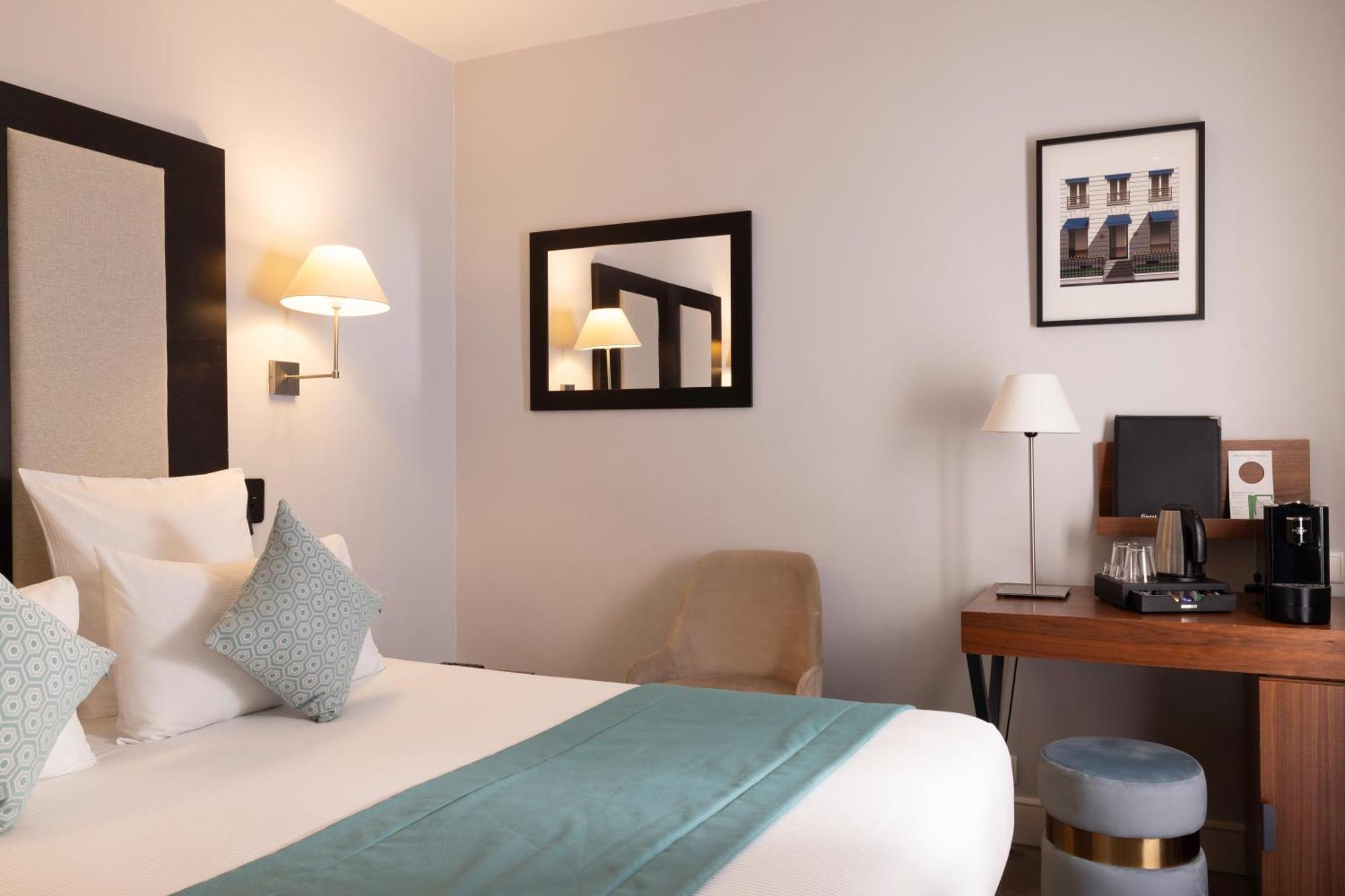 Elysées Bassano 4*