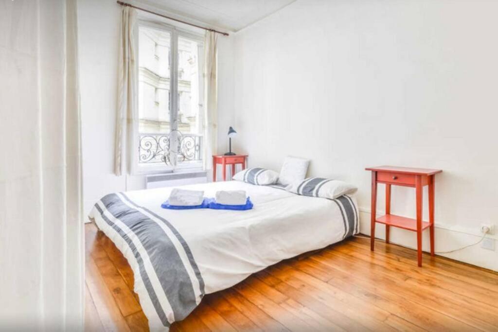 De Charme De 60 M2 Entre Montmartre Et Batignolles Appartamento *