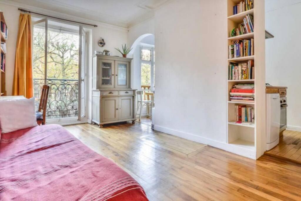 De Charme De 60 M2 Entre Montmartre Et Batignolles Appartamento Parigi