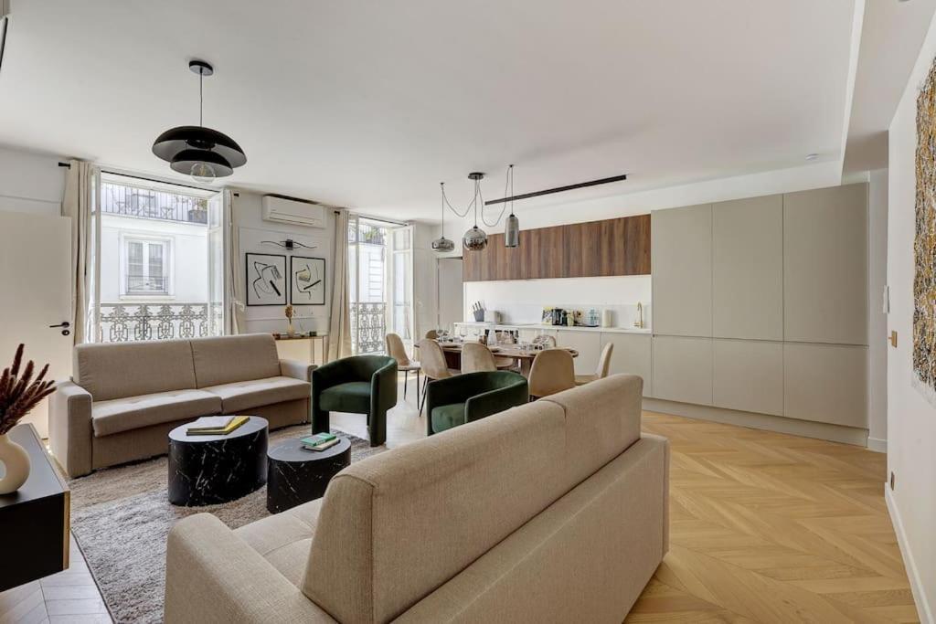 Sublime Champs Elysees 8guests 3bdr Parigi