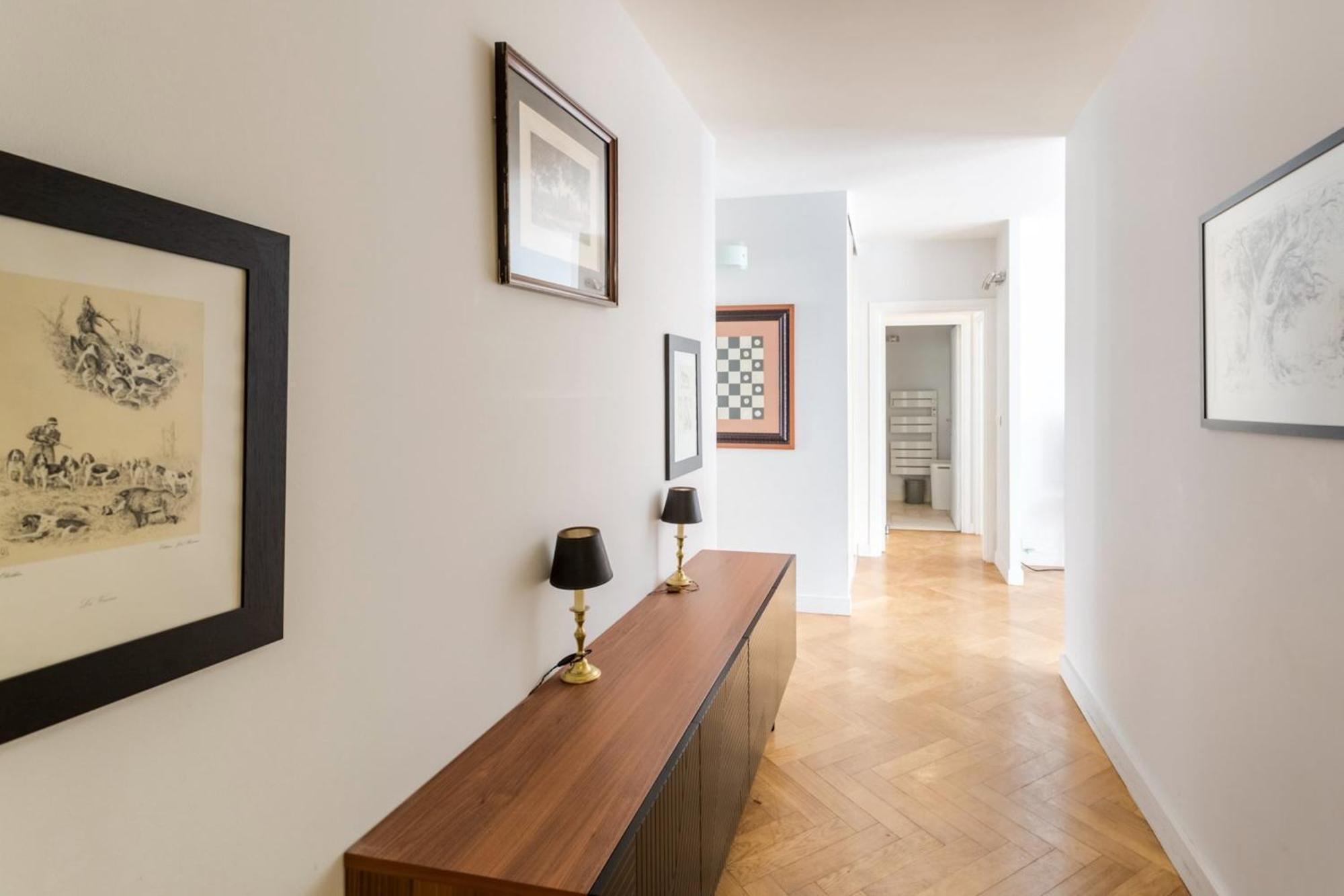 Eiffel Tower - 2br With Balcony - Cityapartmentstay Appartamento *