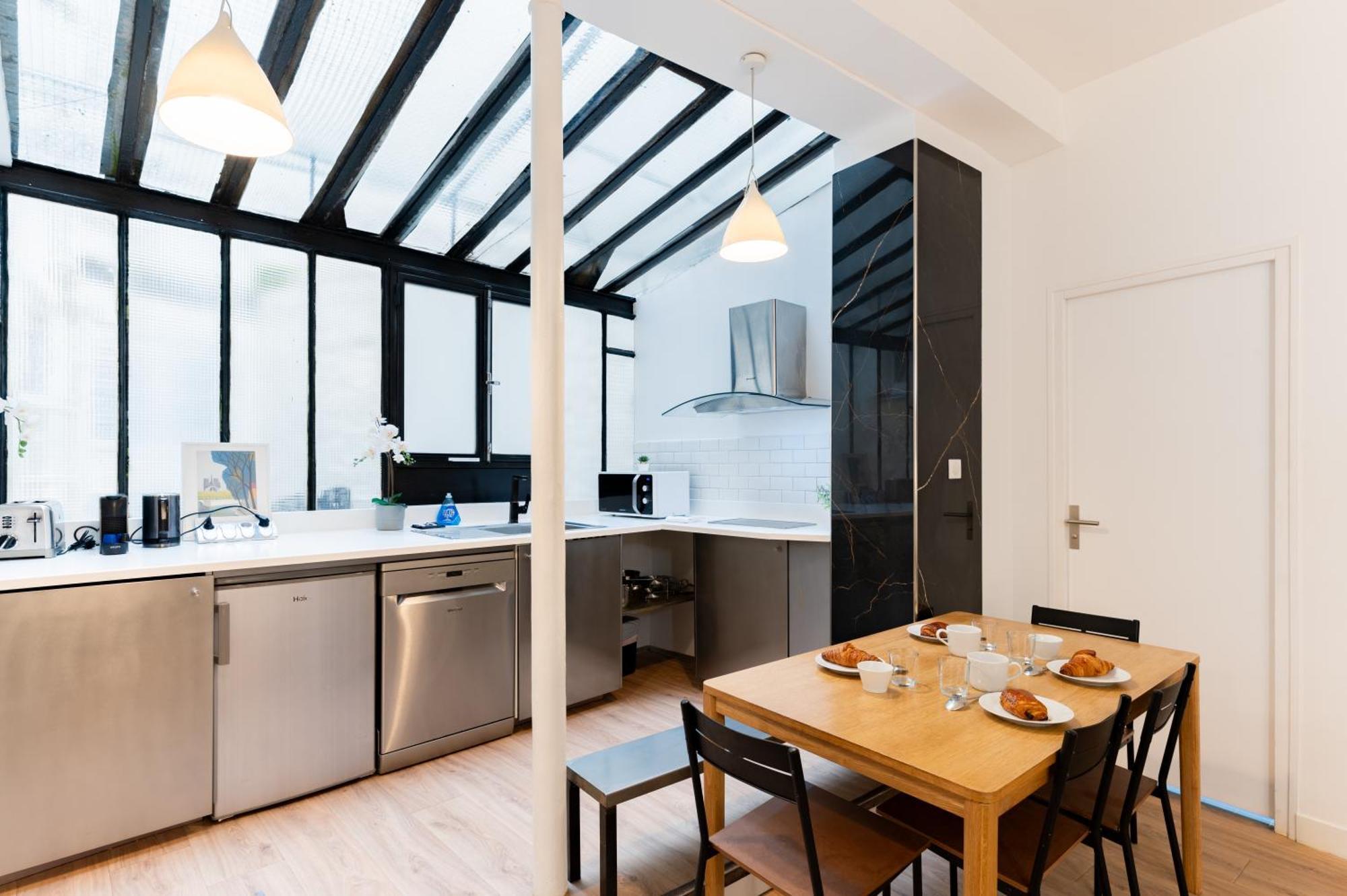 Sartre Saint Germain Apartment Paris