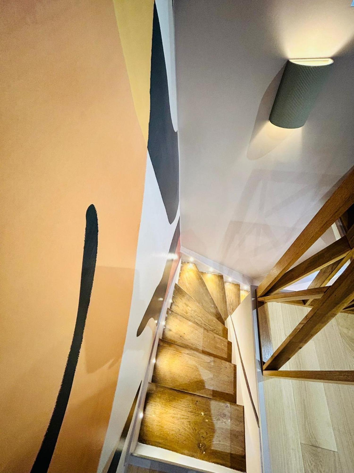 Enghien - New Studio Fully Furnished Apartment