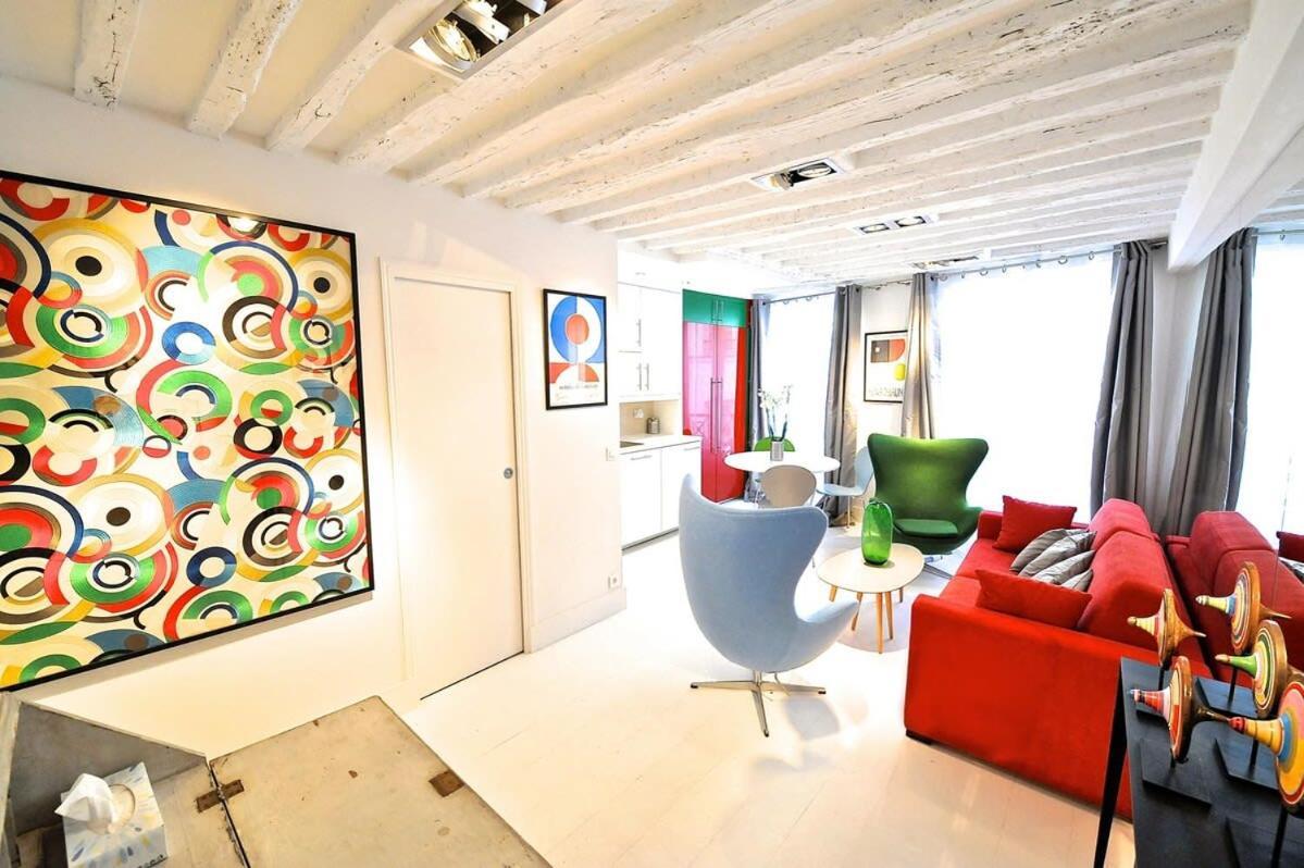 Notre Dame In Full Colors Apartment Paris