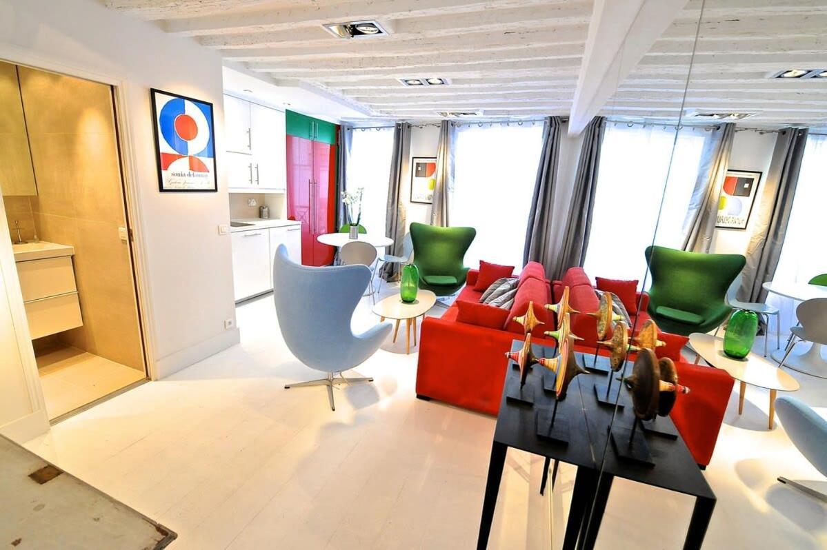 Notre Dame In Full Colors Apartment *