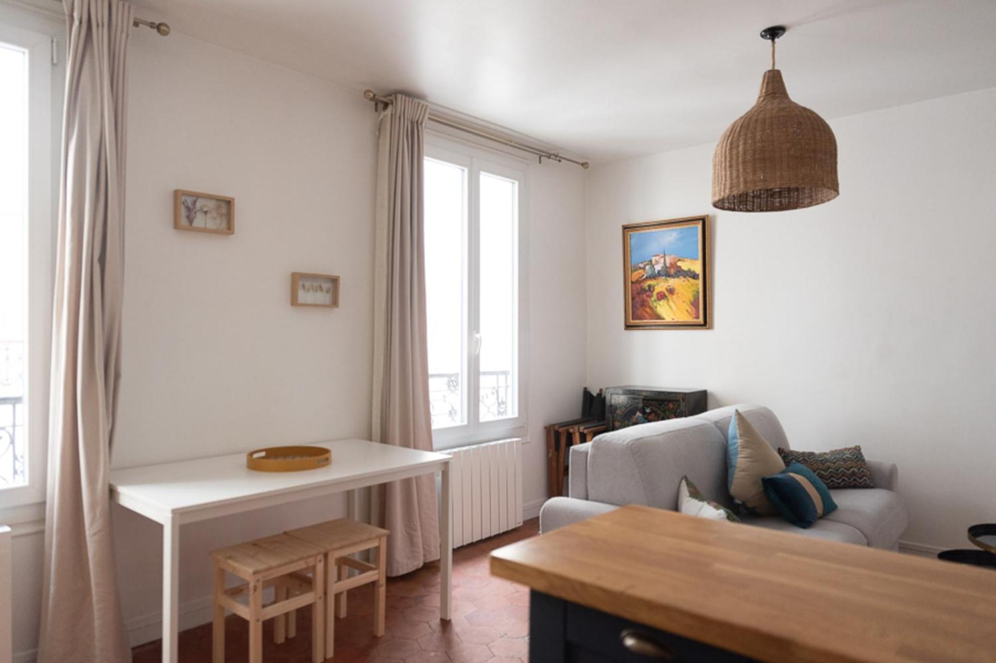 Appartamento Quiet And Typically Parisian Parigi