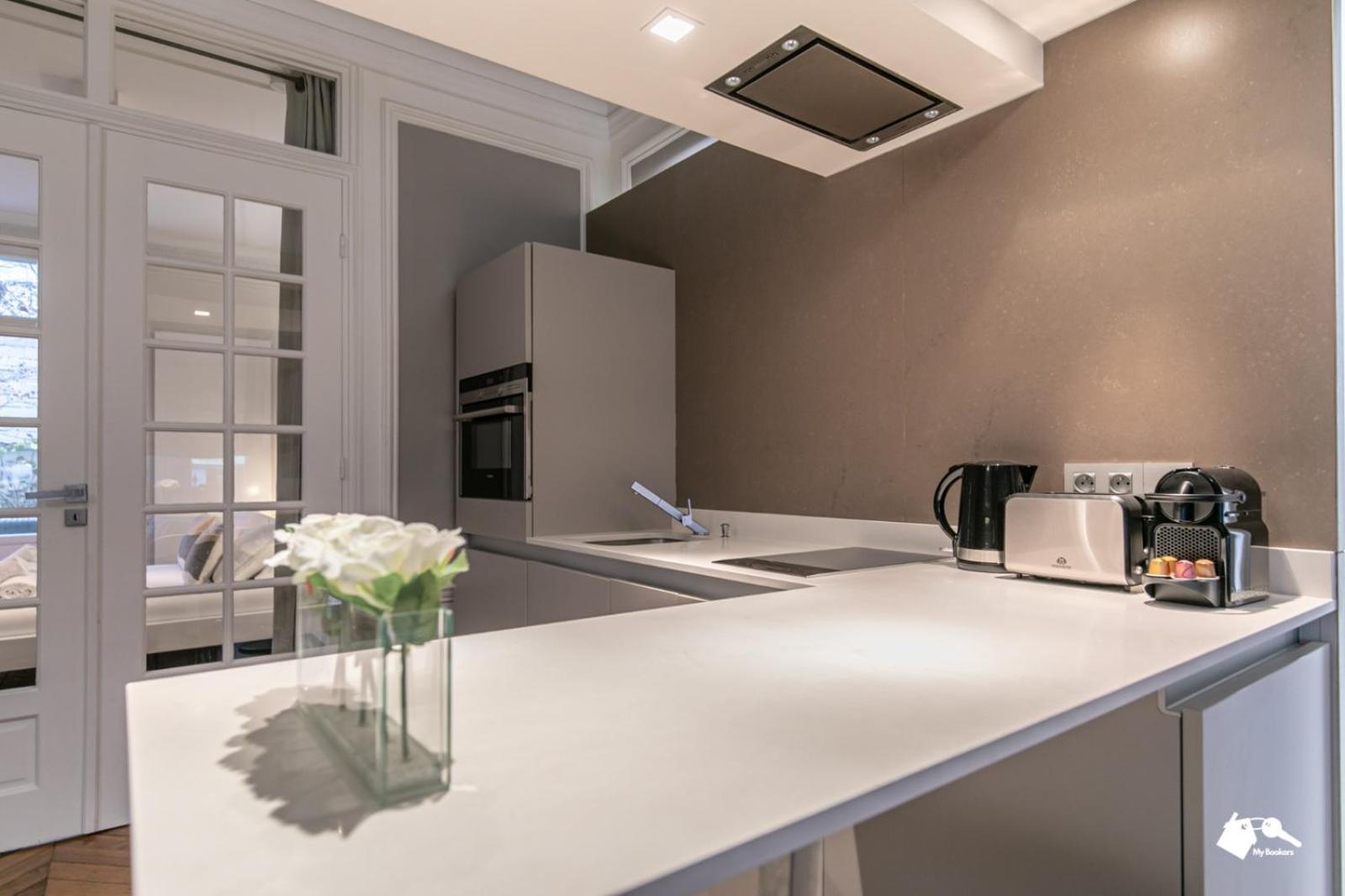 Appartamento Mba - Luxury Berthier Proche Des Ternes Parigi