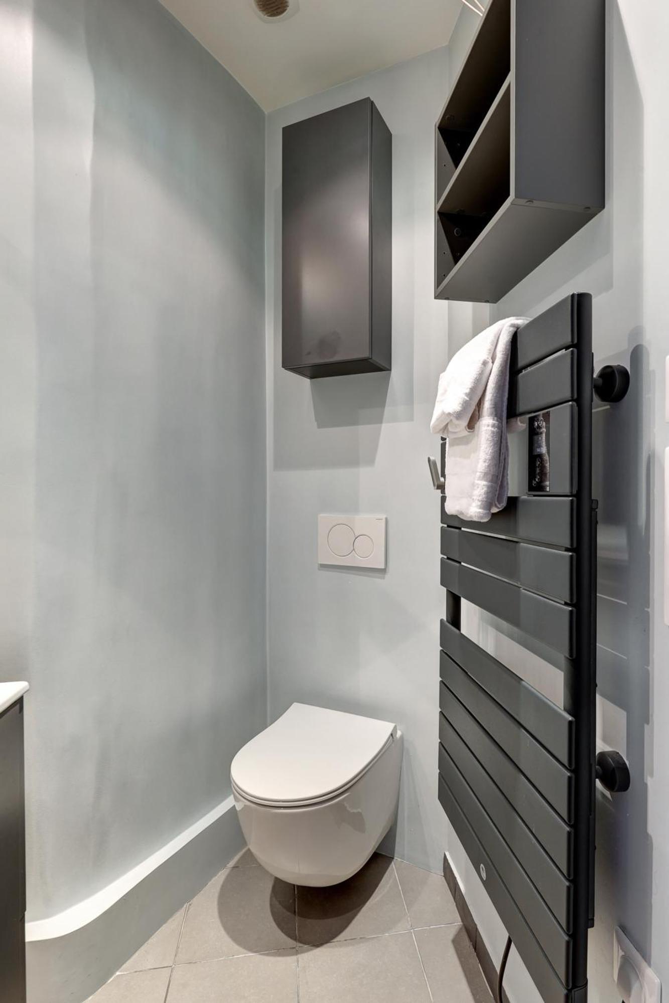 Apartment Latin Quarter & Pantheon With Balcony - Cityapartmentstay