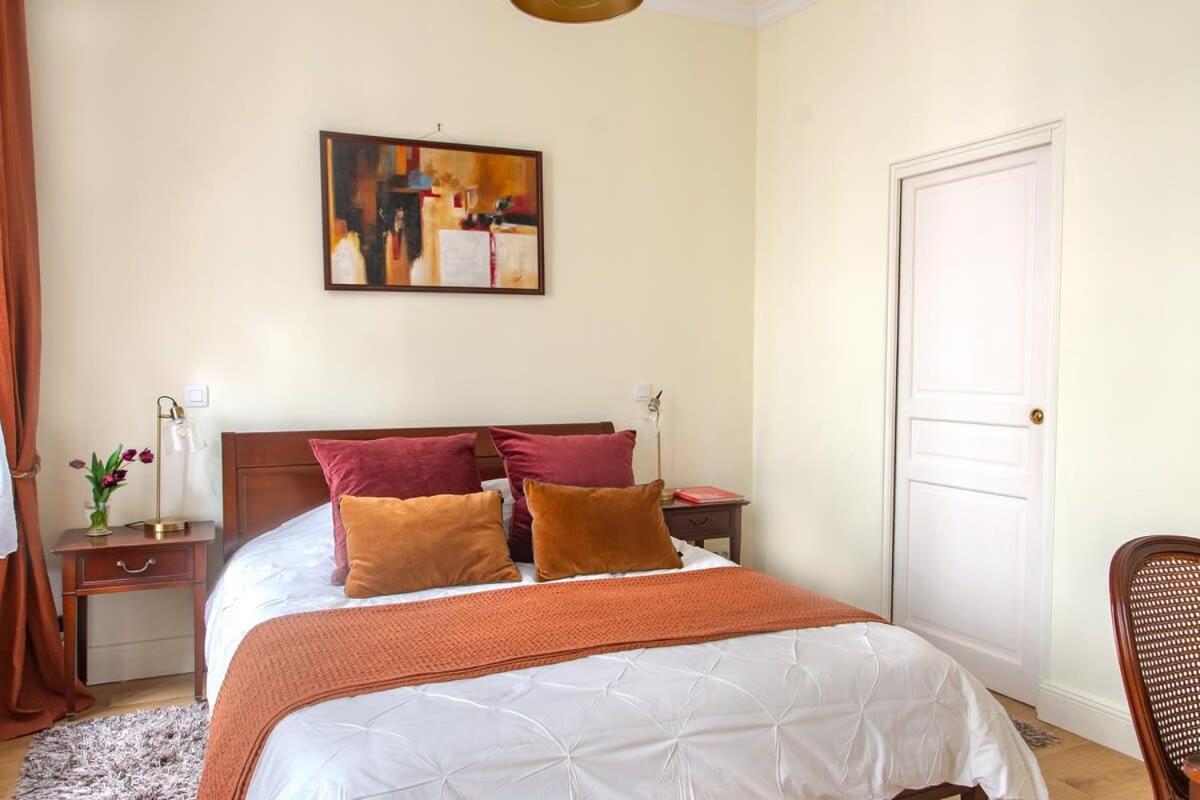 La Lumiere Eiffel Walk To Tower Apartment *
