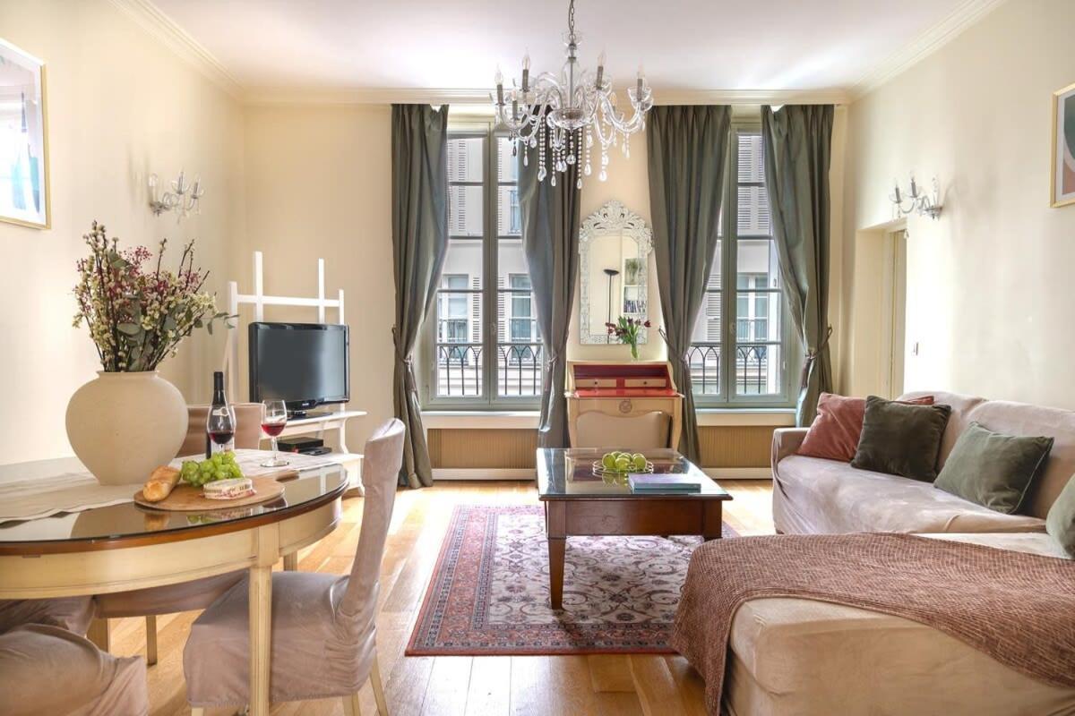 La Lumiere Eiffel Walk To Tower Apartment *