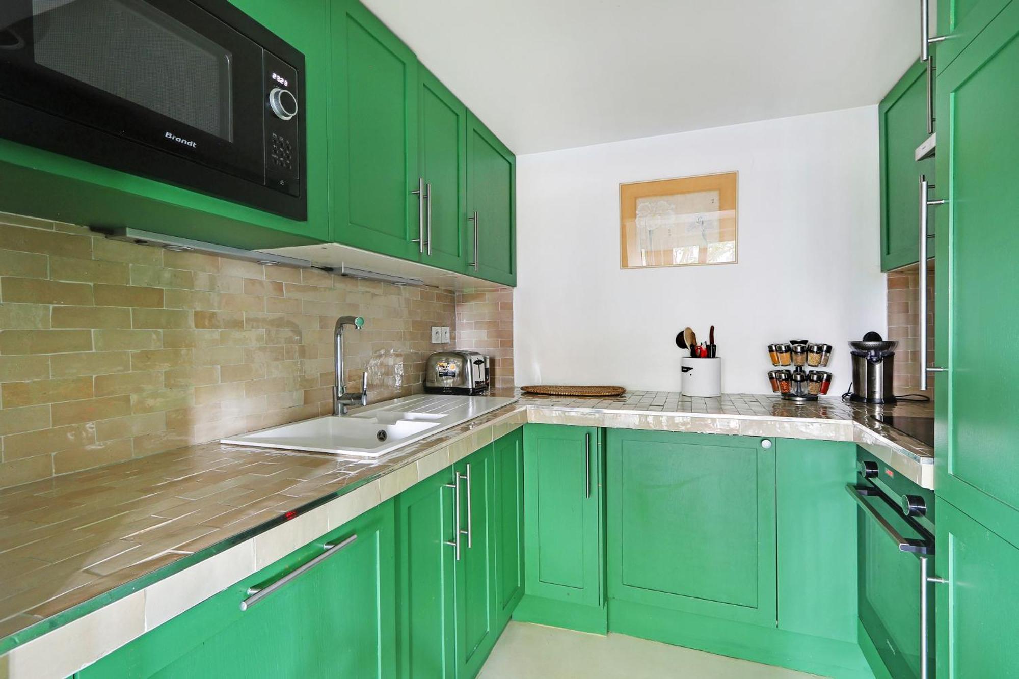 Pick A Flat's In Saint-germain - Rue Du Bac *