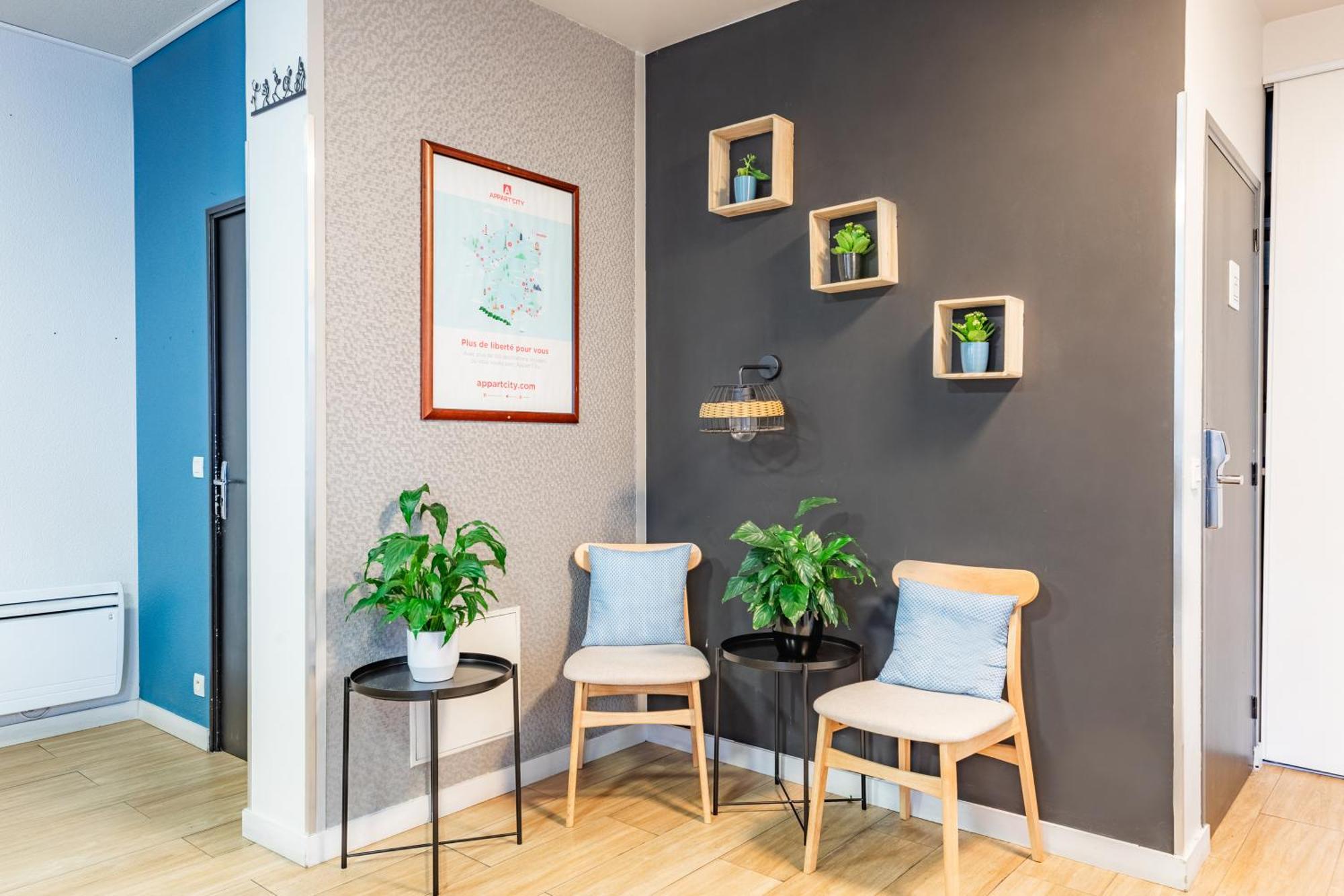 Appart'city La Aparthotel