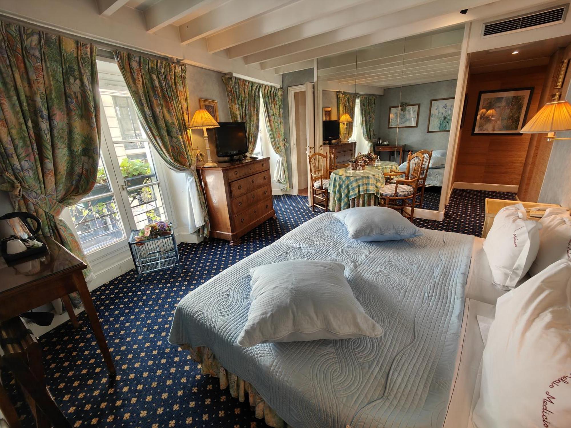 Hotel Le Relais Médicis