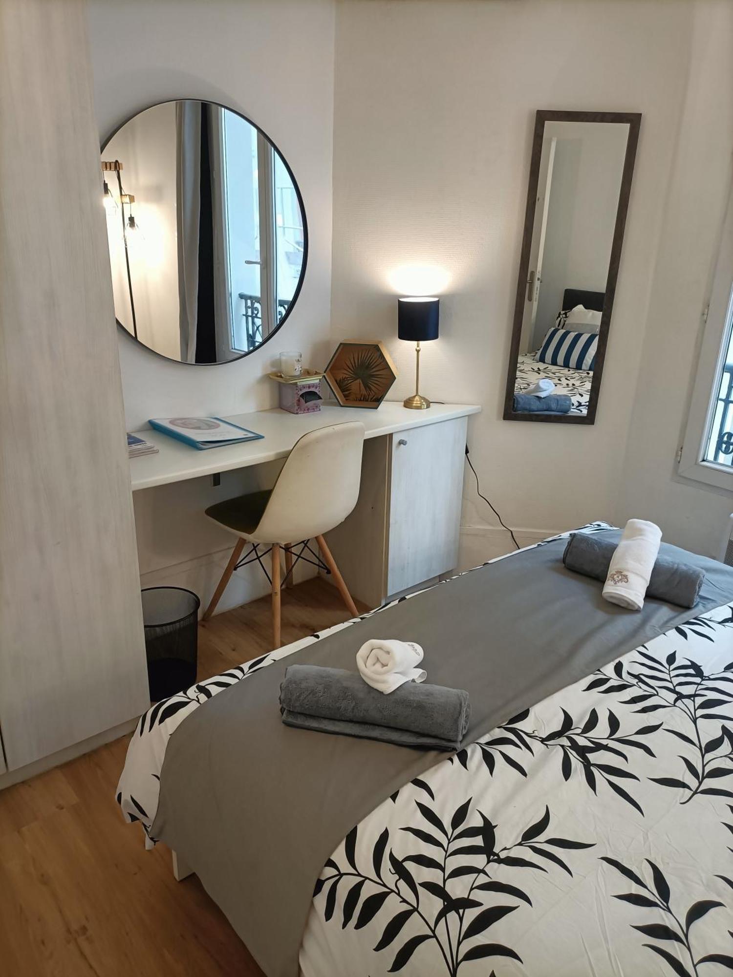 Cosy Arc De Triomphe Champs Elysees