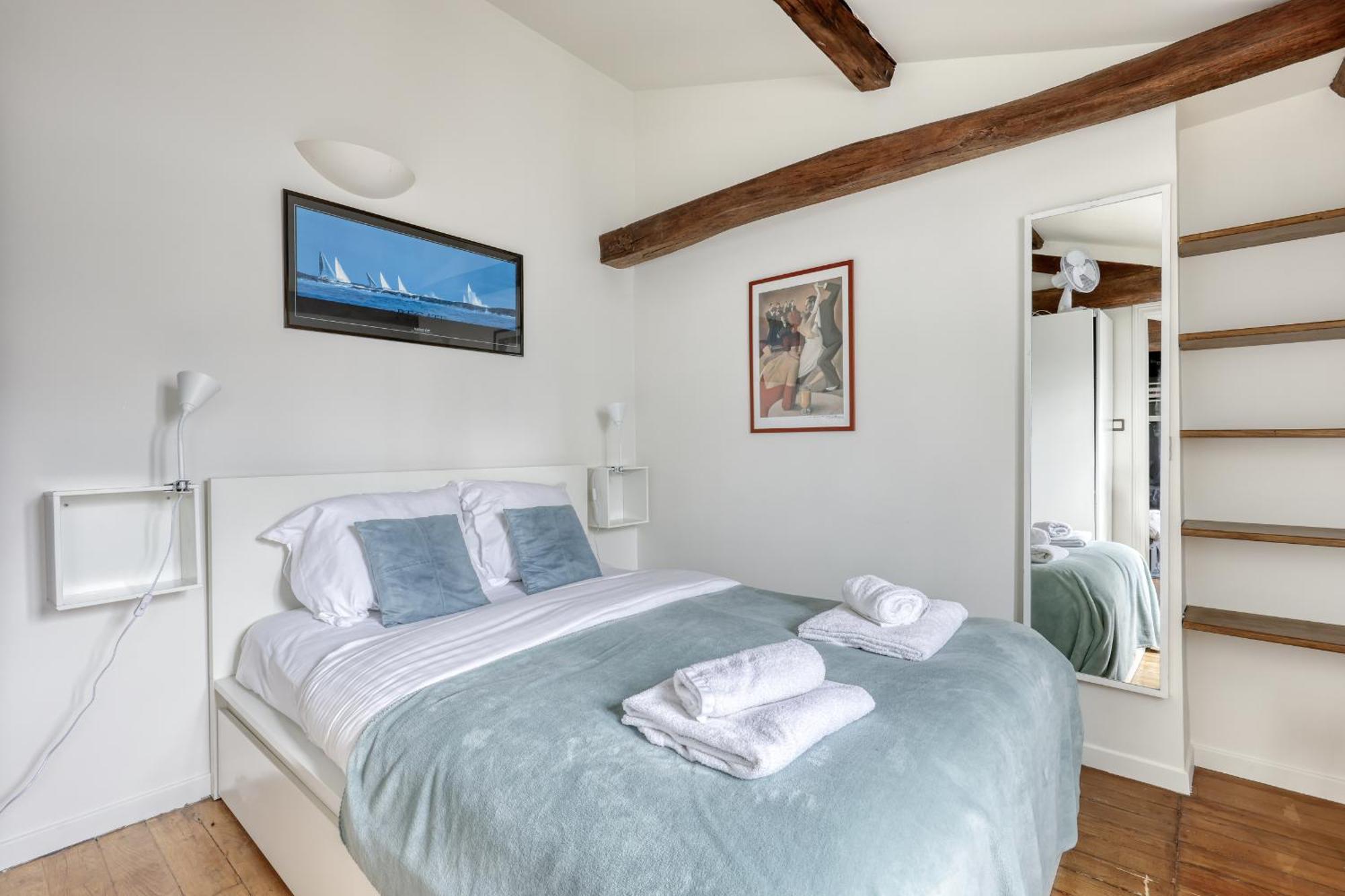 Apartment Homely & Pleasant T2 Flat In The Heart Of *