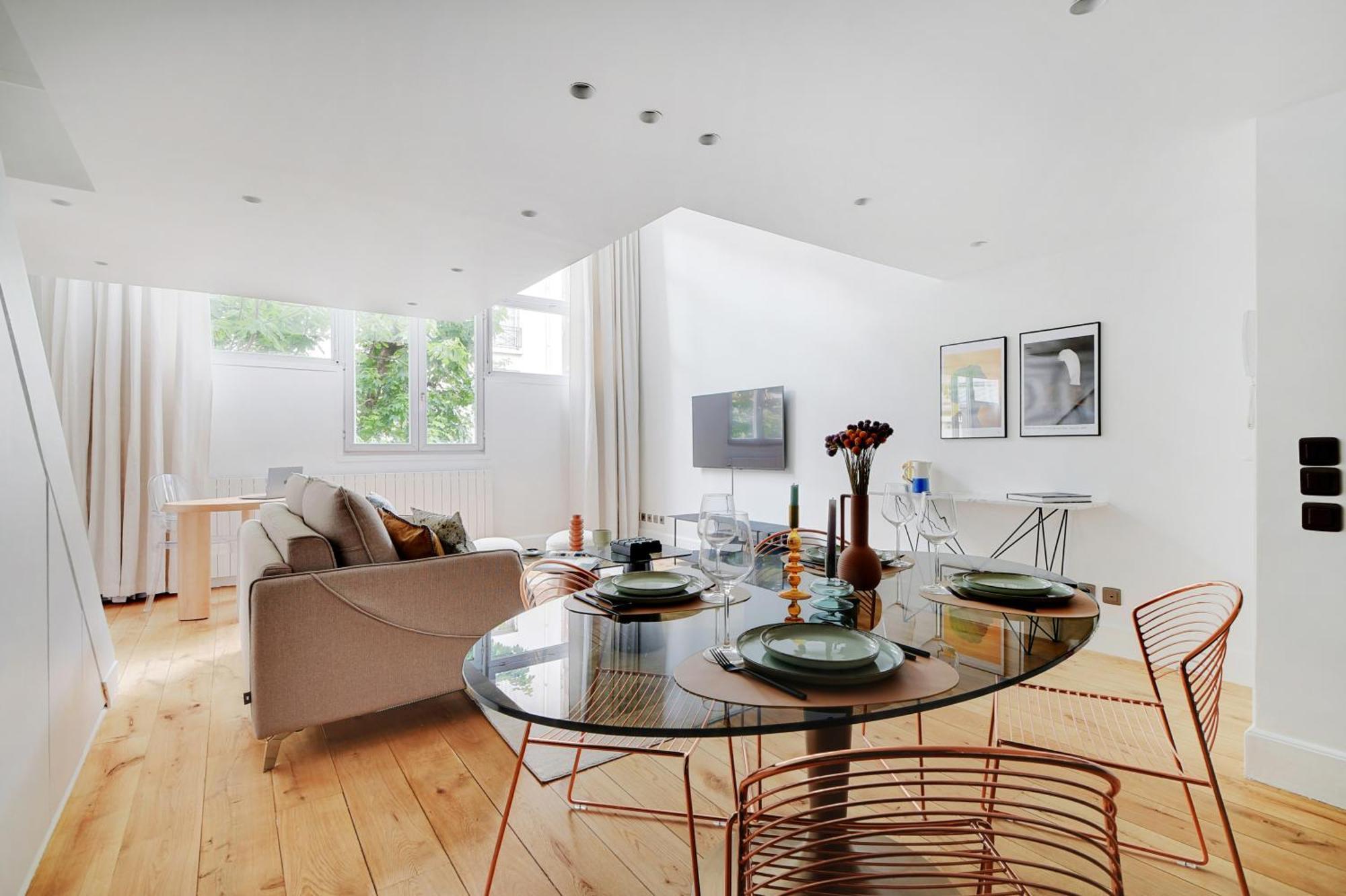 Amazing Loft 2br - Eiffel Tower Apartment *