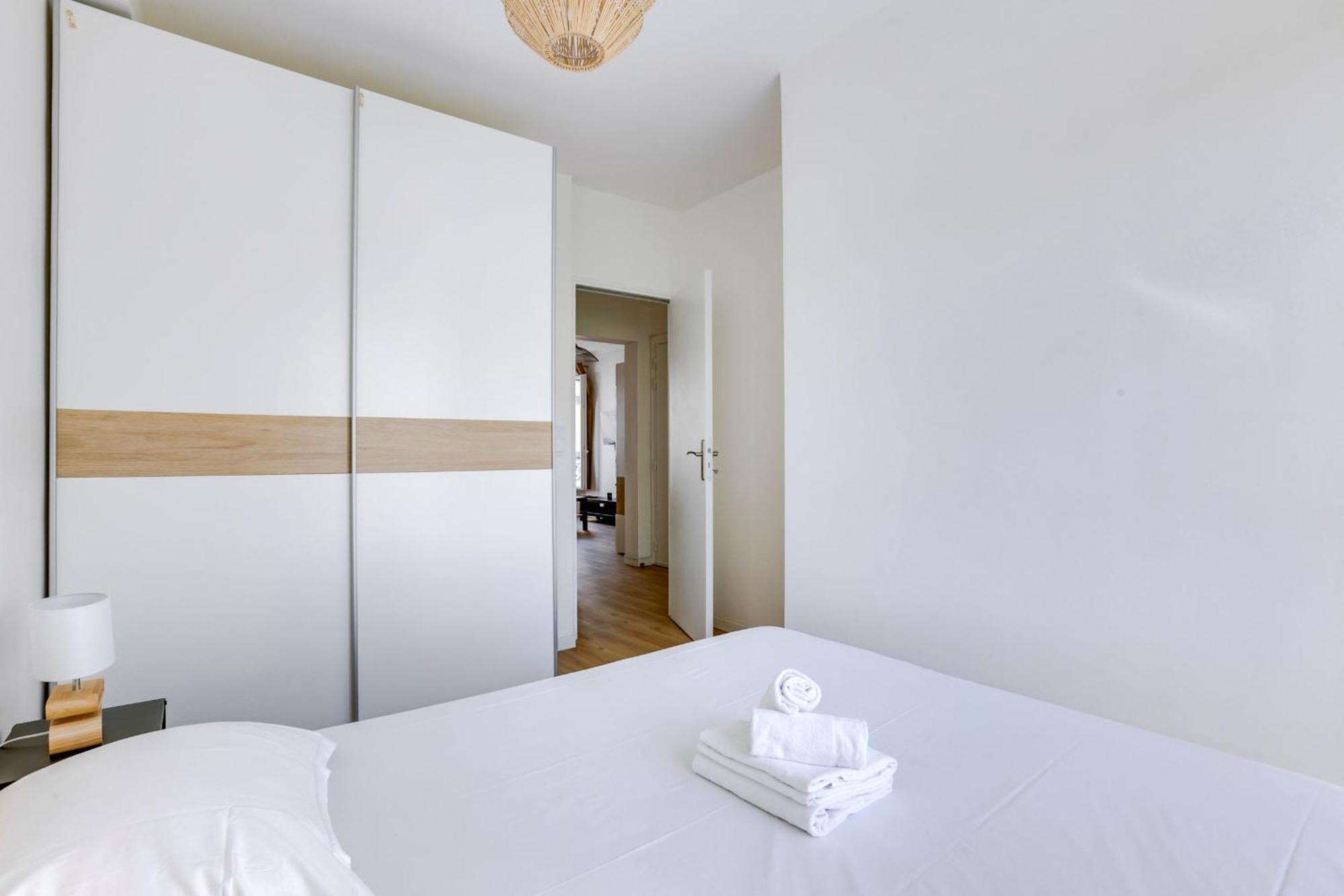 Montmartre & Sacre-coeur - 2br - Cityapartmentstay * Parigi