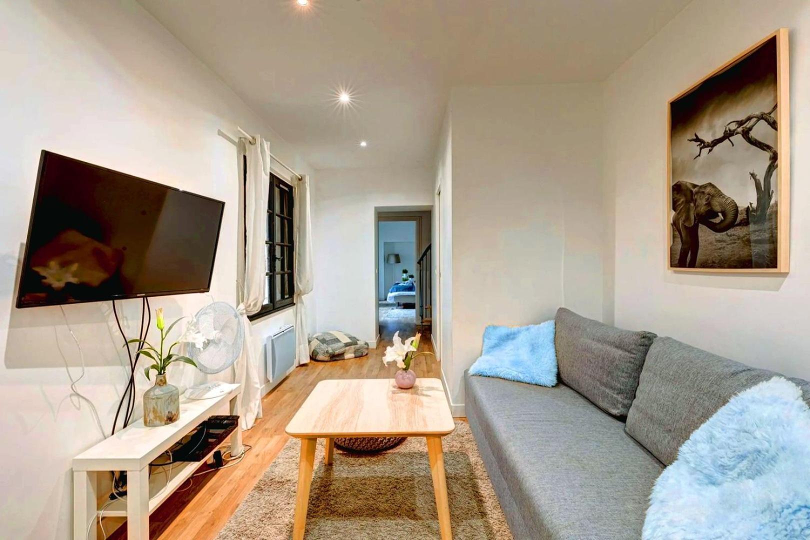 251 Foy - Superb In Appartamento